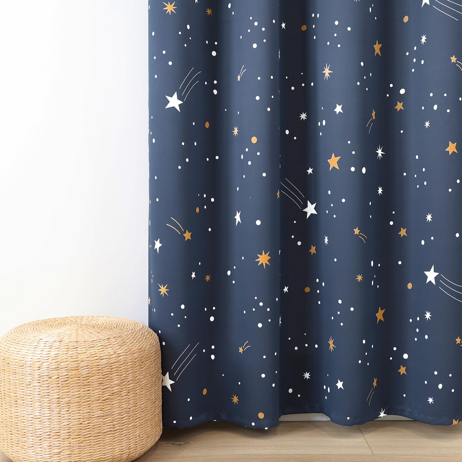 L.Z.E Gardinen Vorhänge Verdunklung für Kinder Schlafzimmer Wohnzimmer, Dunkelblau Sternenhimmel Gardine Vorhang, 245 cm Lang mit Ösen, 2er Set 80-85% Abdunkelnd Blickdicht Ösenschals (LZE2260E-NV245)
