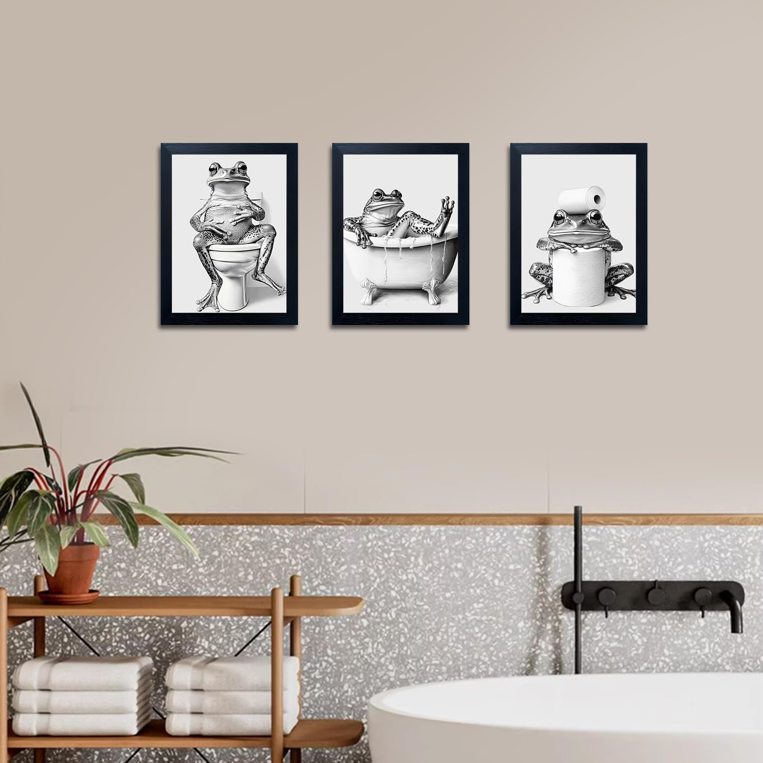 3Pcs Frog Kids Bathroom Wall Decor Black Framed Funny Bathroom Picture Wall Decor Frog In Bathtub Black and White Canvas Art Animal With Toilet Paper Kids Room Decoration