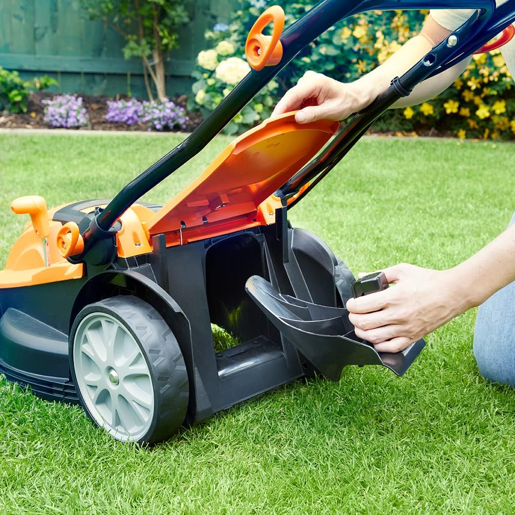 Attaching the grass collector to the LawnMaster M2EB1637M lawn mower.
