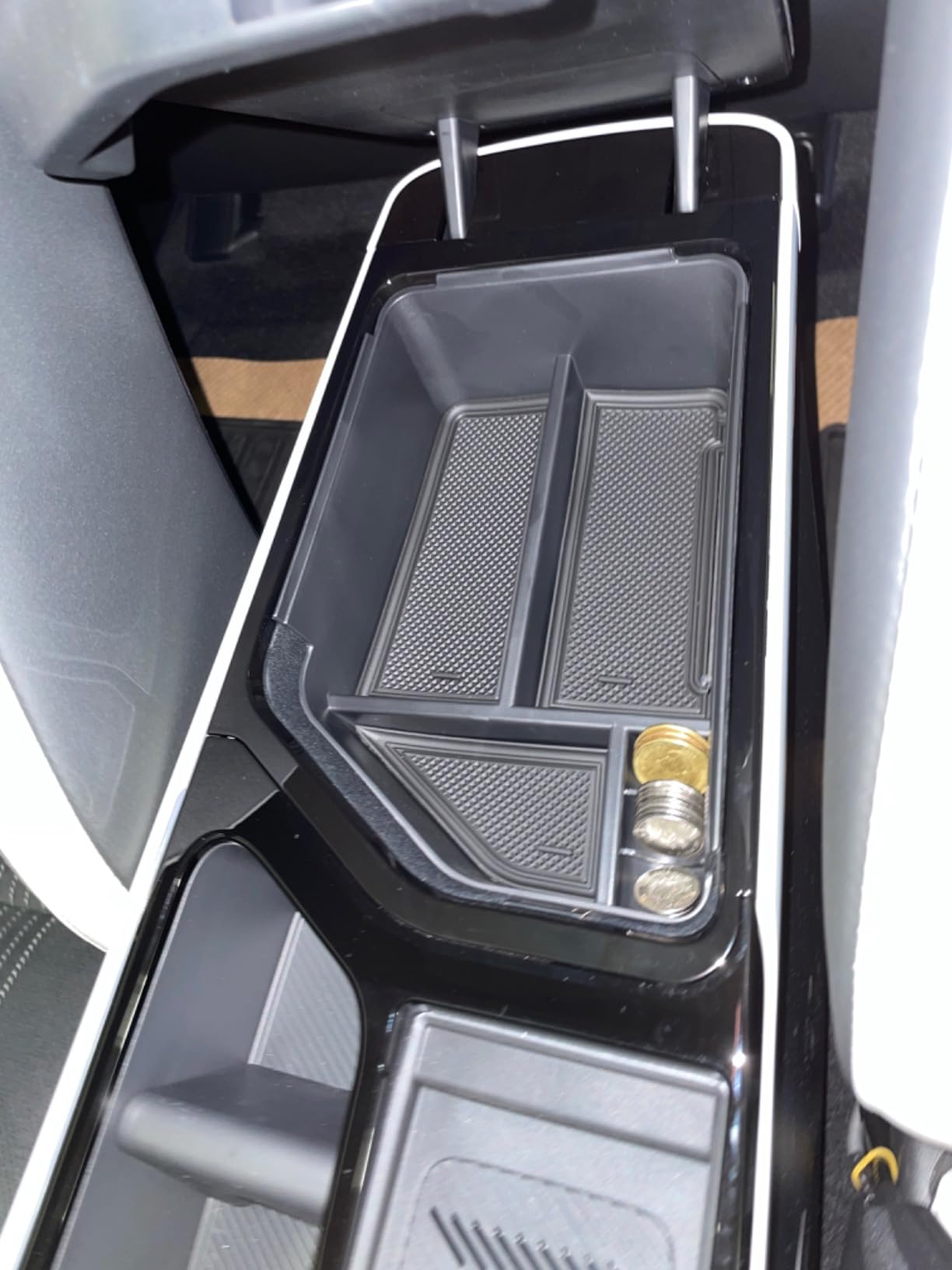 Hudiriy Boîte de rangement pour console centrale de voiture compatible avec Ineos Grenadier 2020-2024 pour écran de navigation arrière - Plateau de rangement pour accessoires d'intérieur