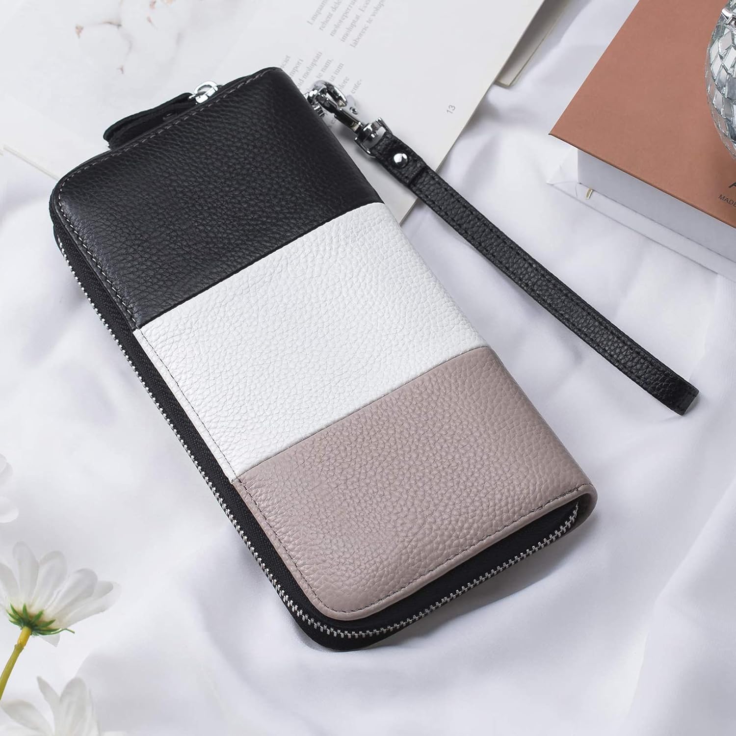 Womens Wallet RFID Blocking Genuine Leather Multi Credit Card Large Capacity Zip Around Clutch Travel Purse Wristlet - Image 4