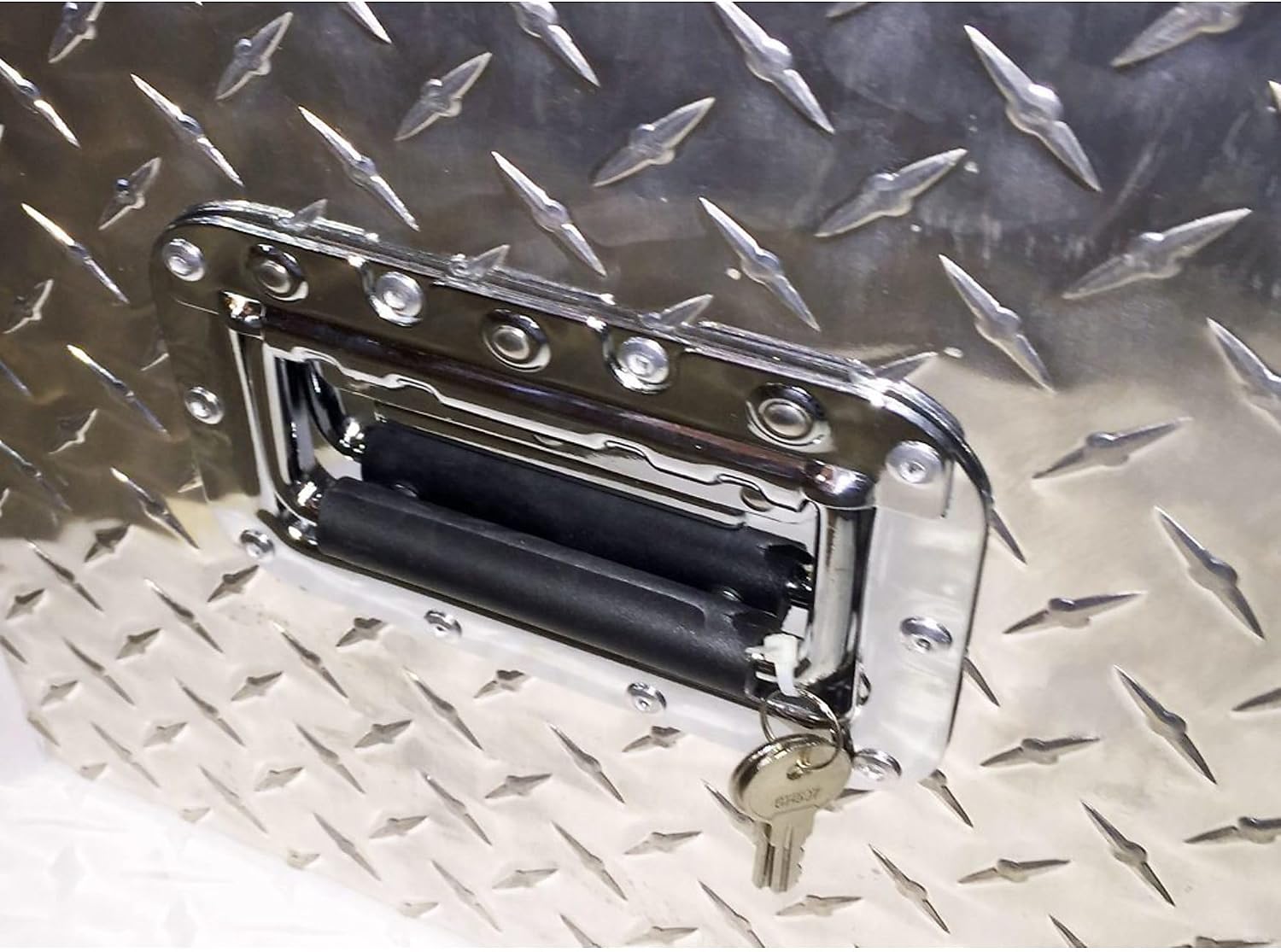 Diamond Plate ATV UTV Aluminum Tool Box Large 31" Universal Fit