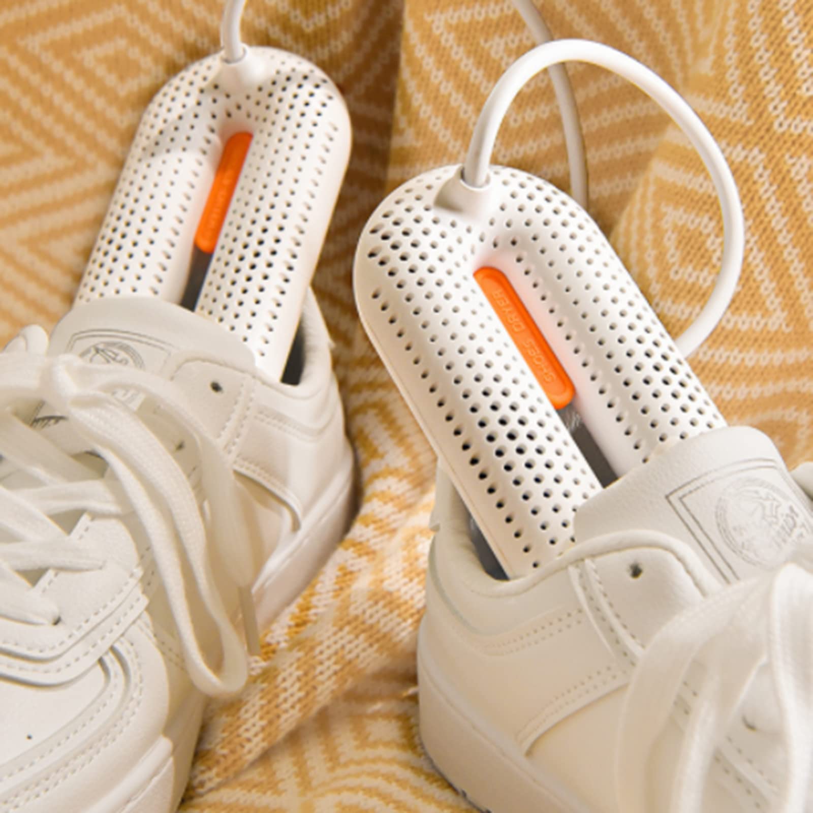 Asciugascarpe, con Timer Scaldapiedi Portatile per Scarpe, Scarponi da Sci, Guanti, Calzini in Inverno/Giorni di Pioggia,Bianco