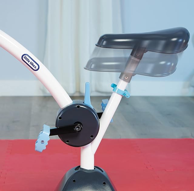Foto 6 de 8 de Little Tikes Pelican Explore Bicicleta Estática con Bluetooth y videos de YouTube gratis. Edad 3-7 años