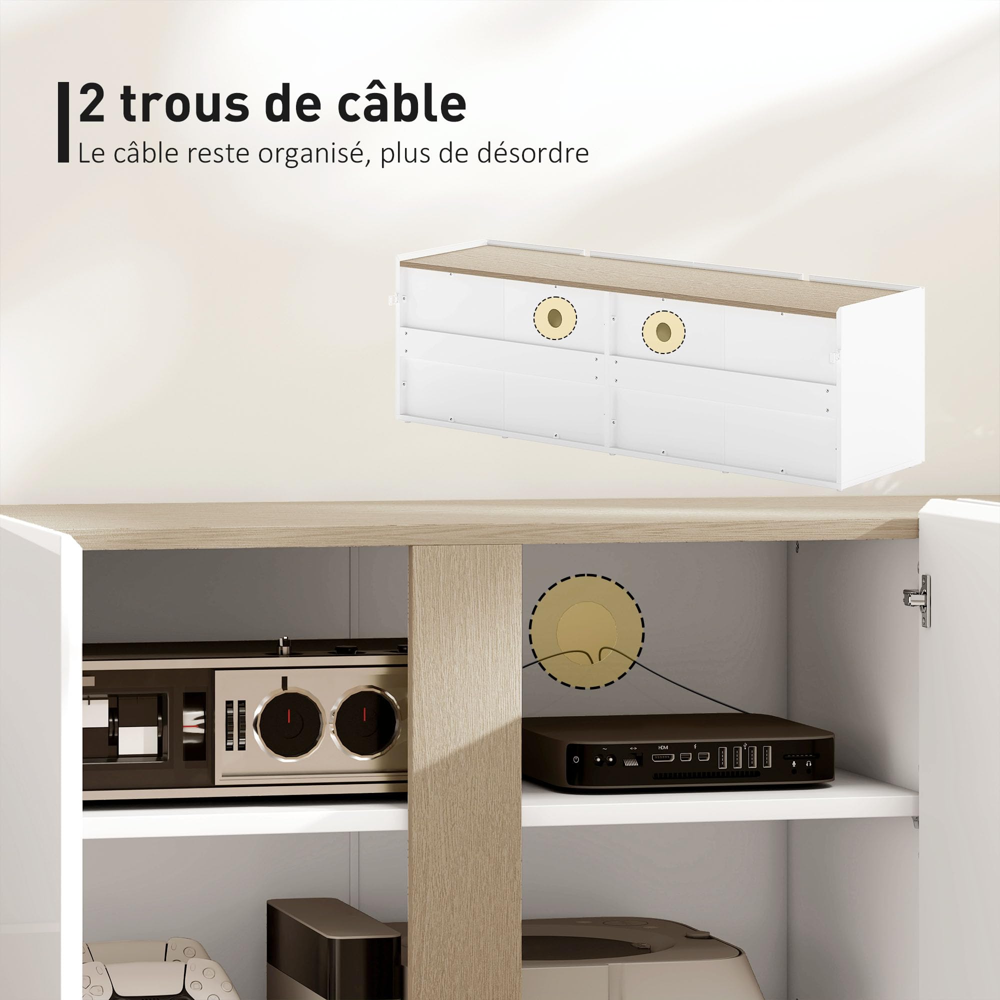HOMCOM Meuble TV 135 cm pour Téléviseur Jusqu'à 65 Pouces, 4 Portes, Blanc | Meuble Télé, Fermeture Amortie, Étagère Réglable, Passe-Câbles, Banc TV, pour Salon, Chambre à Coucher