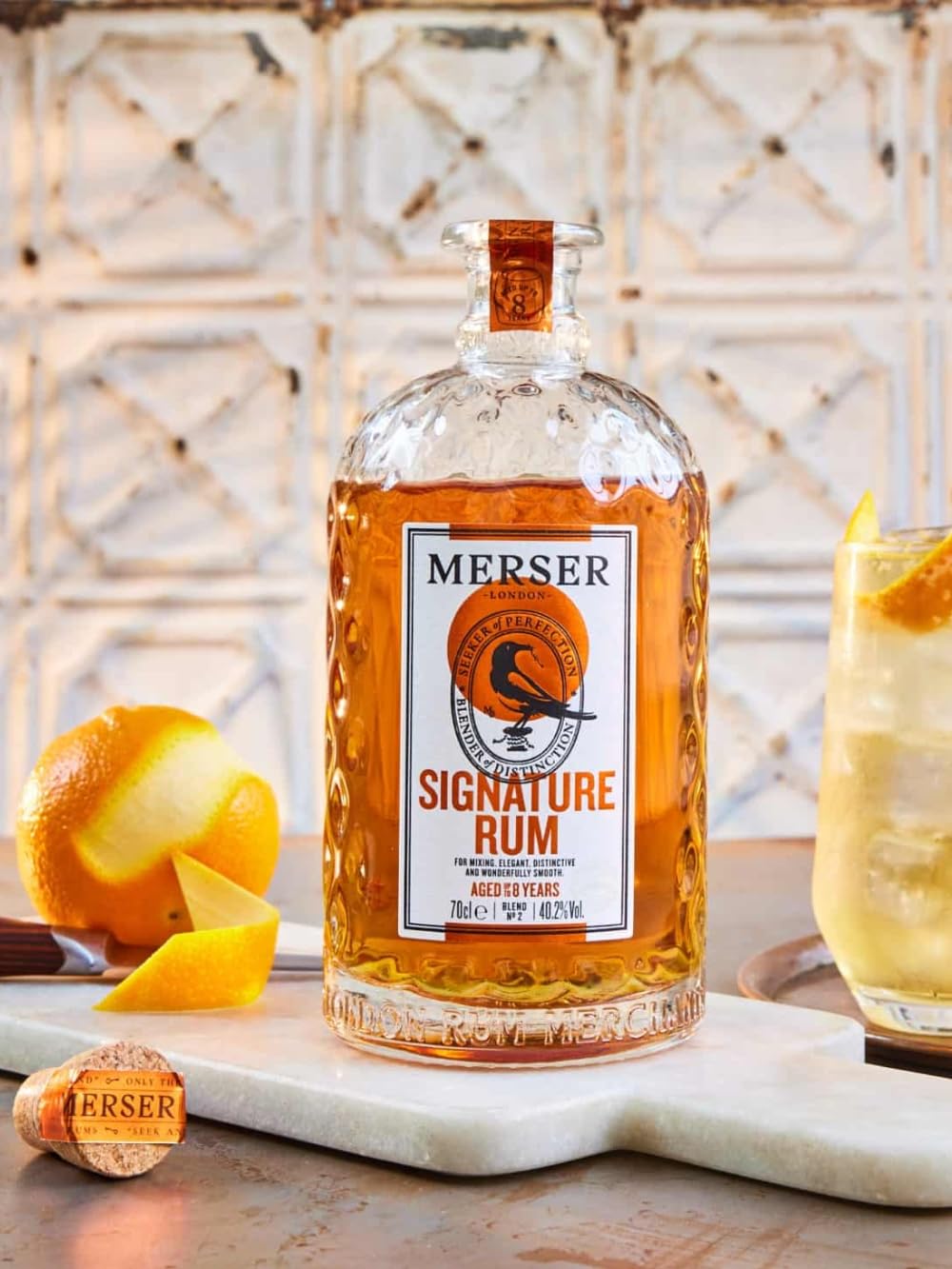 Rum Merser 8 Anni Invecchiato, 70 cl, Distillato Nei CARAIBI, Merser Signature combina i migliori rum delle Barbados, Giamaica e Repubblica Dominicana, invecchiati fino a 8 anni.