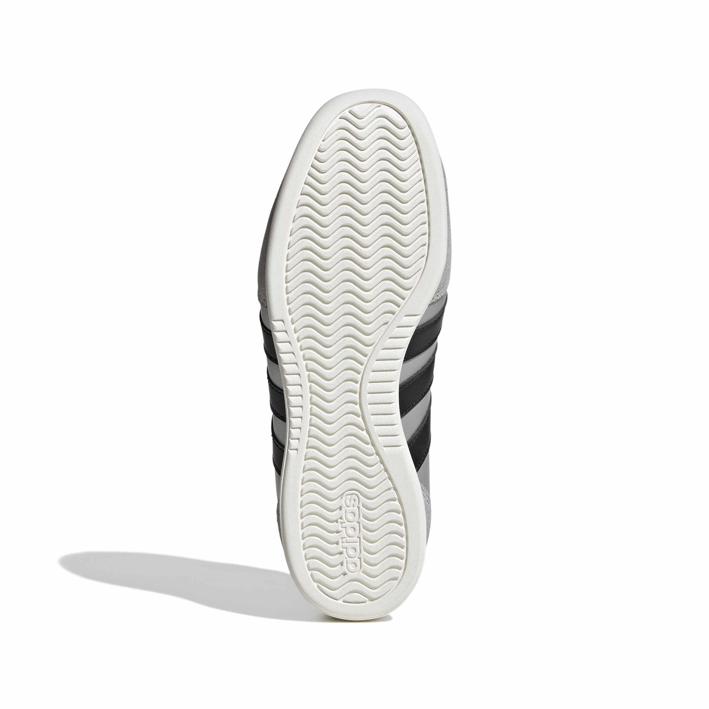 adidas Women's Chaussure BARREDA Mary Jane