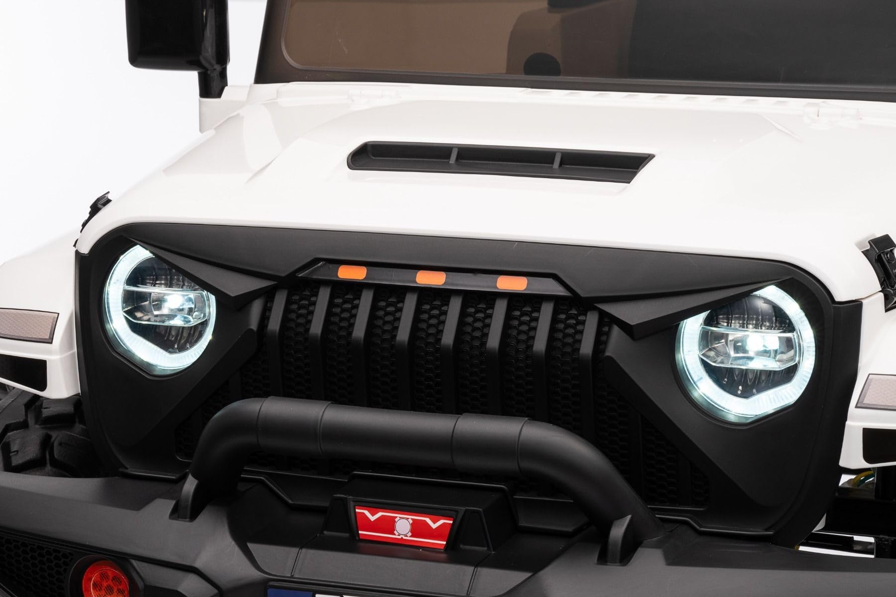 Beneo Motors OFFRIDE 4x4² 2-osobowy samochód elektryczny, 12 V, biały, odtwarzacz MP3 z wejściem USB/AUX, napęd na wszystkie koła 4 x 4, akumulator litowy, pilot zdalnego sterowania, oświetlenie LED