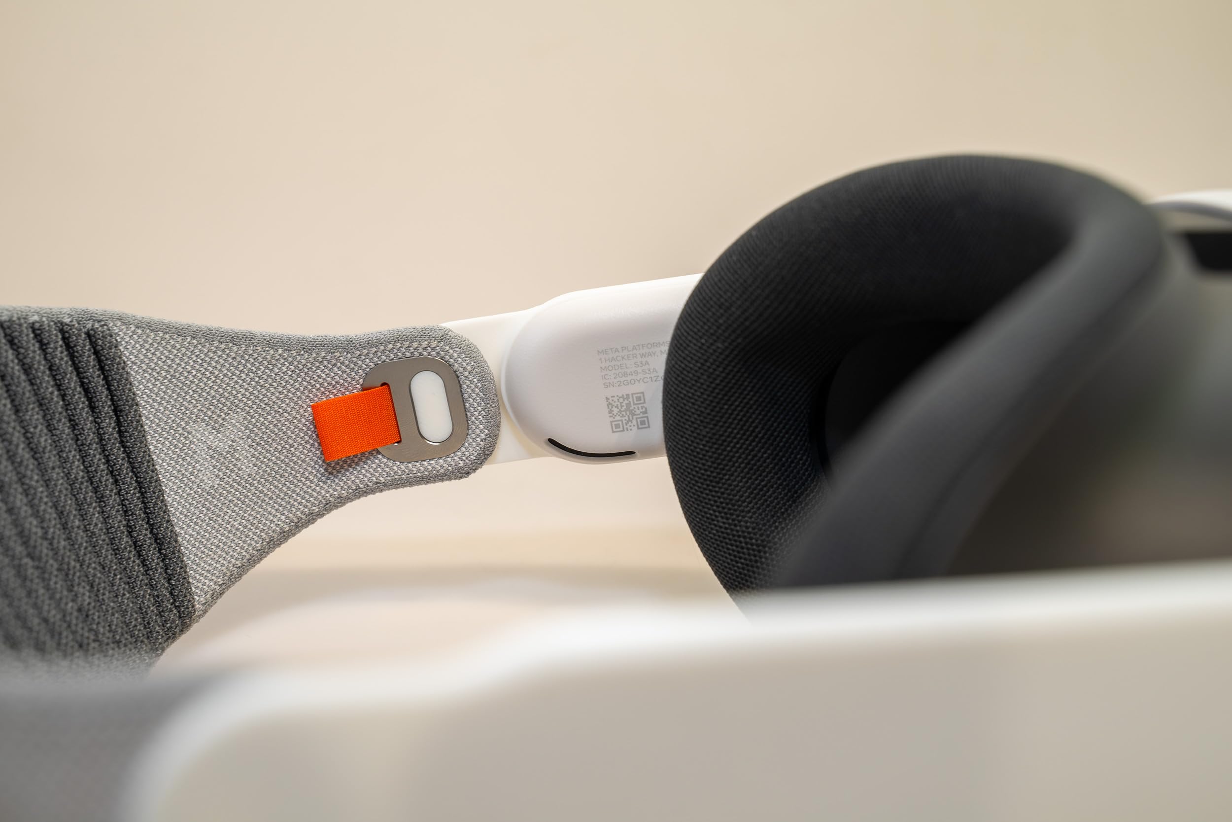 Amazon.com: Adapter for Apple Vision Pro Bands to Fit Quest 3