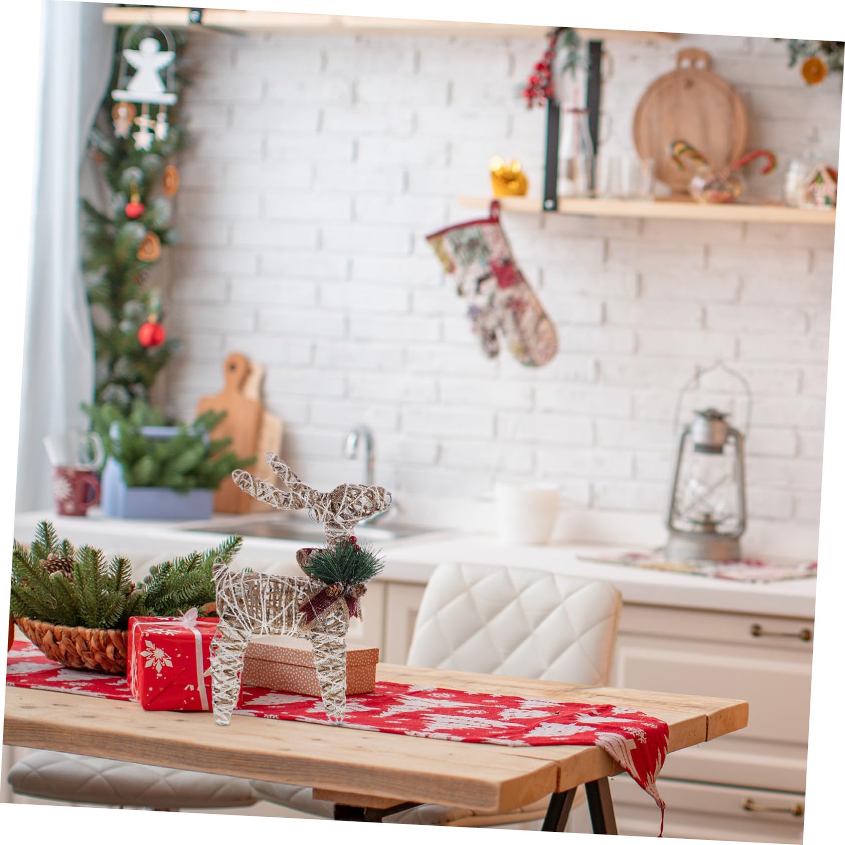 OUNONA Statuette di Cervi Natalizi in Ferro Decorazione Forma di Renna Luci LED Calde Centrotavola per Interni Esterni Design per Esposizioni Festive