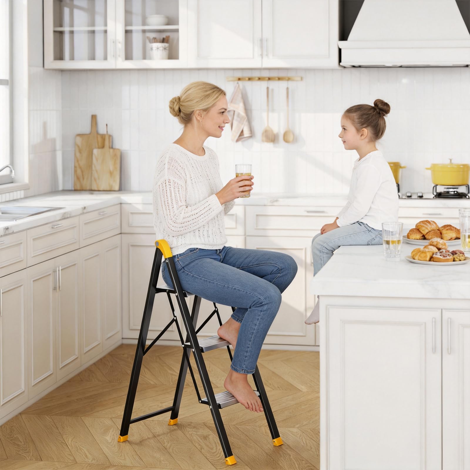 Kingrack Escalera 3 peldaños Aluminio Antideslizante, Capacidad 150kg Negro | Escalera taburete plegable aluminio peldaños antideslizantes, soporta 150kg, plata y negro, uso hogar cocina oficina