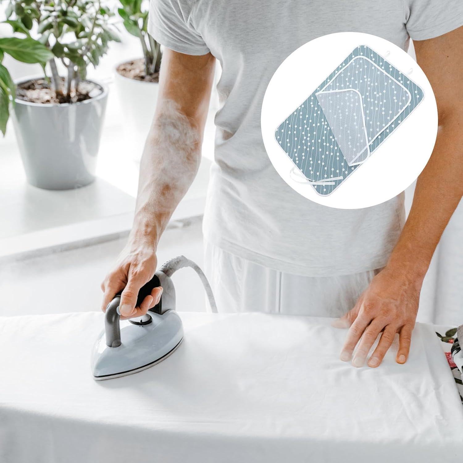 Heat Resistant Foldable Ironing Board Cover with Mesh and Sponge Insulation Pad, Reusable Portable Pressing Cloth for Tabletop Use, Medium Size 48x72 Cm