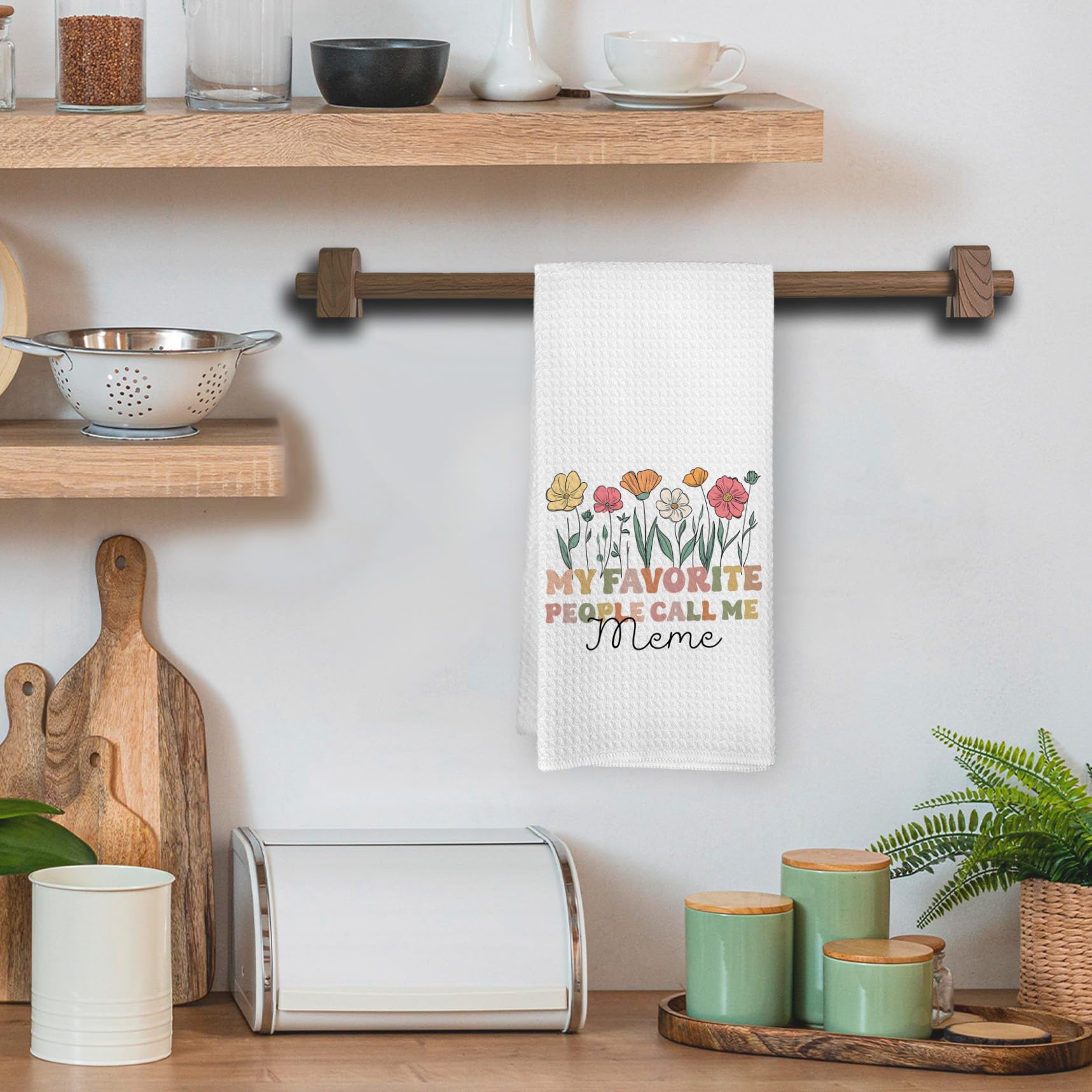 Meme Gifts Kitchen Towels, Mema Grandma Gifts from Grandkids Mother's Day Hand Towels for Bathroom Decor, My Favorite People Call Me Meme Dishcloths Dish Towel for Kitchen, 16x24 Inches