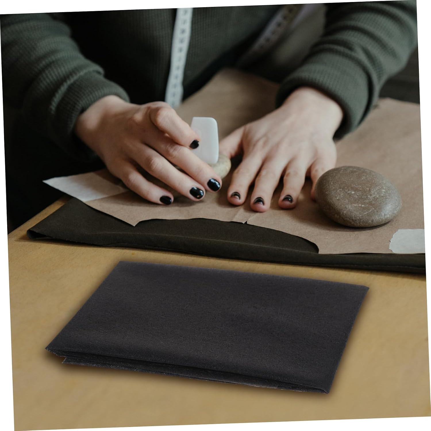 STOBOK 2pcs Self-Adhesive Double-Sided Interlining Fabric for DIY Sewing High-Temperature Fusible and Interfacing for Garment Bags and Quilting Projects