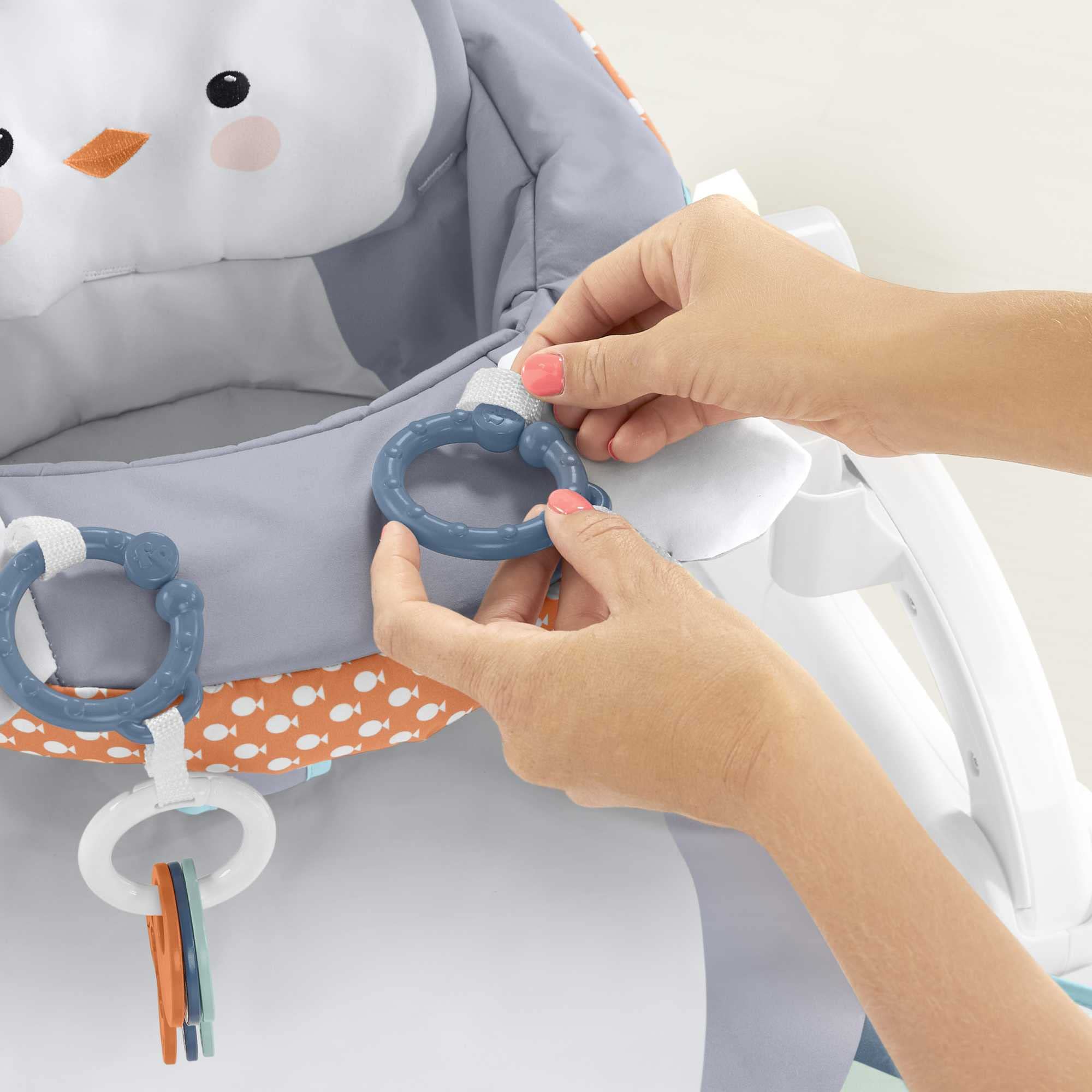 Fisher-Price siège d'activités Pliable, siège de Sol Portable pour bébé avec 2 Jouets d'éveil et Plateau Amovible, jusqu'à 11,3 kg, HBF27