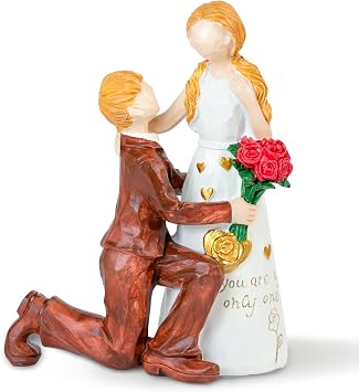 Vanful Romantic Couple Proposal Resin Figurine, Engagement Wedding Anniversary Valentines Day Gift, Tabletop Decoration for Bedroom Living Room