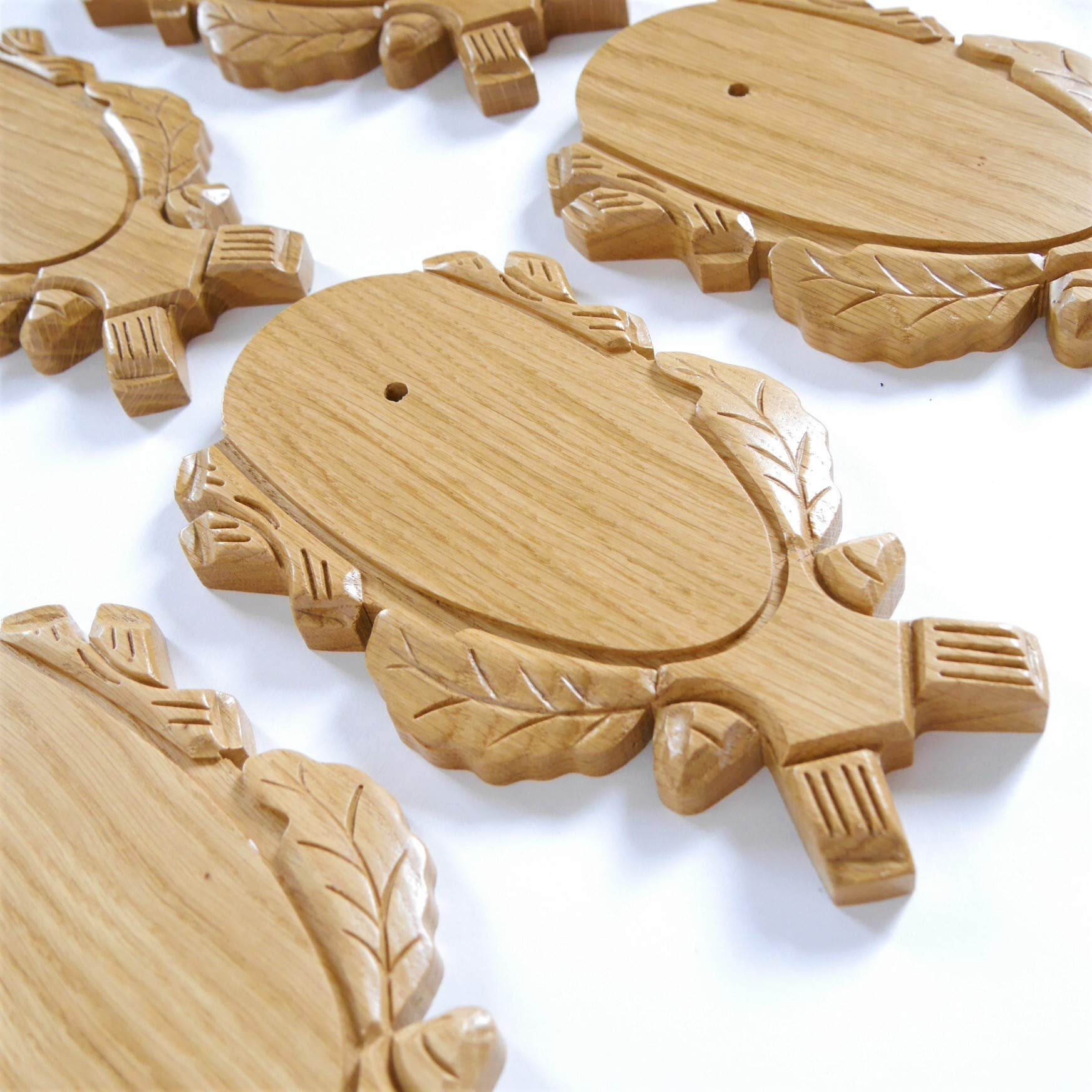 GTK – Hormigas y trofeo de madera KRUMH 10 unidades talladas REH Rehbock Trofeo Letreros luminosos con 1 compartimento de pino