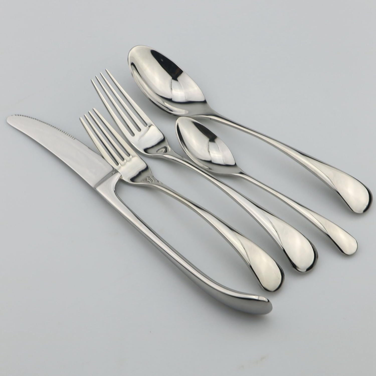 20-Pieces Flatware Set Heavy-Duty Stainless Steel Cutlery Set, Silverware Set, Tableware set Service for 4