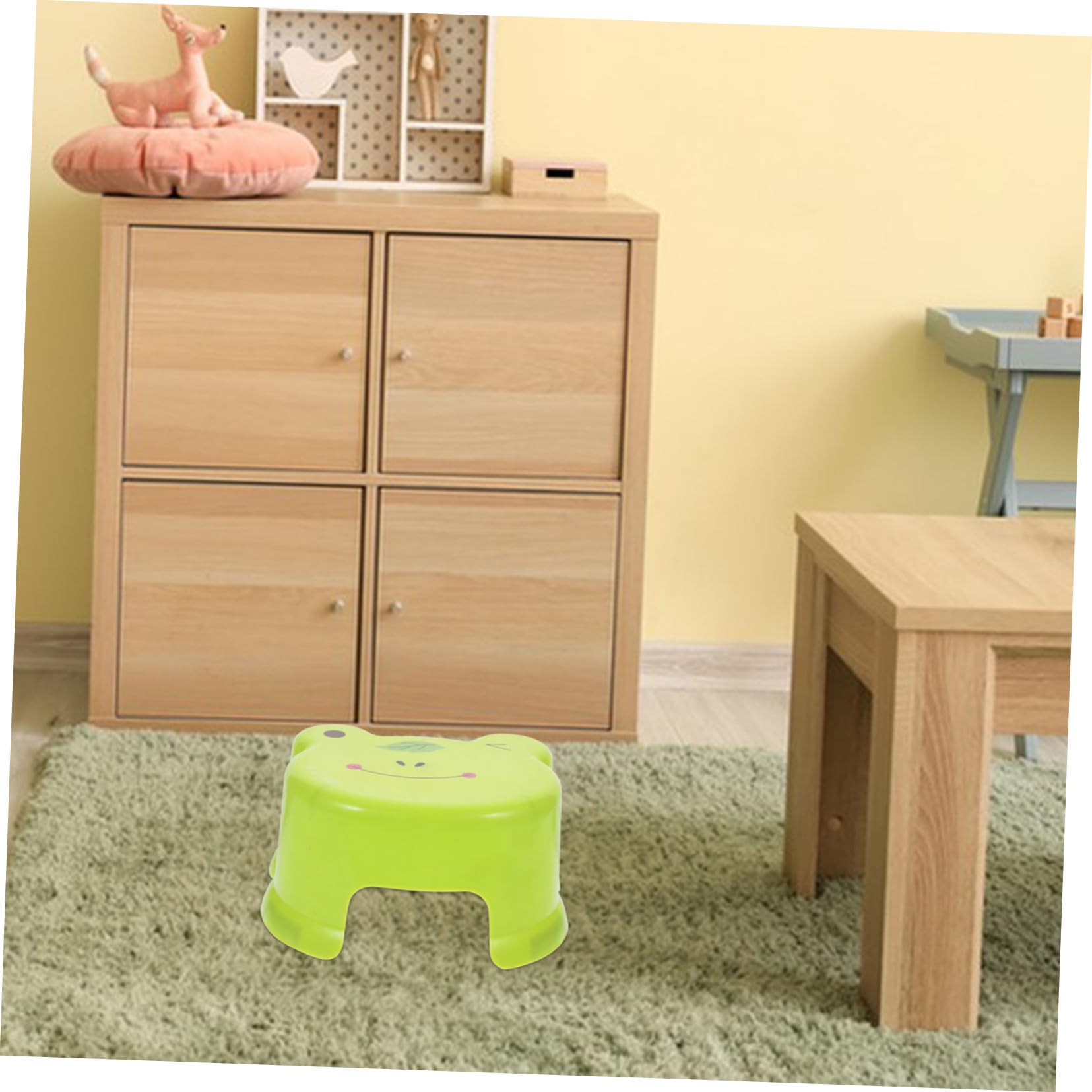 Sgabello per Ragazzo Ragazza in Plastica, Antiscivolo e Leggero, Design a Cartoni Animati Verde, per Bagno e Salotto, Facile da Spostare