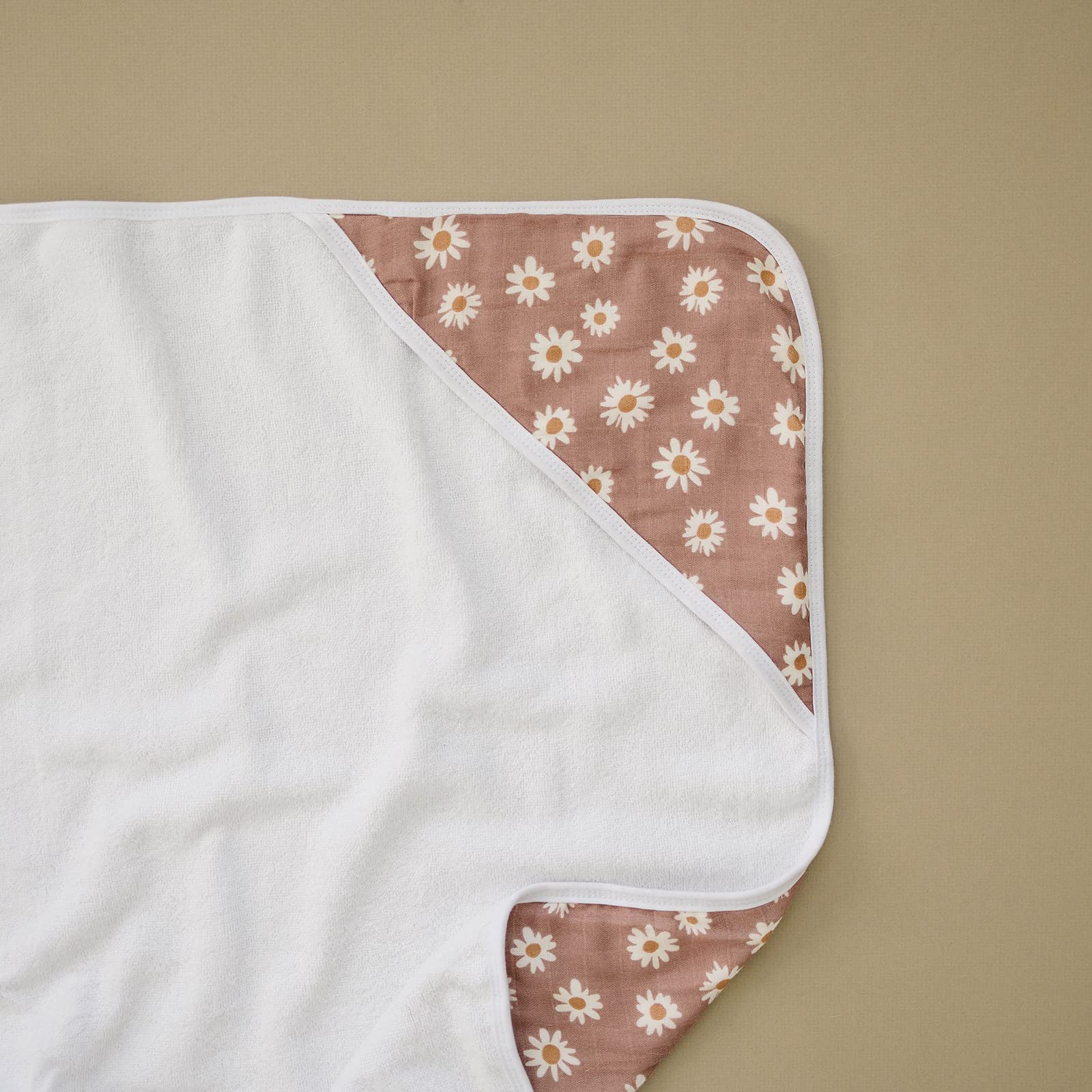 Mebie Baby Toalla con capucha de muselina, Daisy Dream, bonita toalla de baño con capucha para recién nacidos, bebés y niños pequeños, toallas modernas para bebé y niña, toallas de bebé con capucha