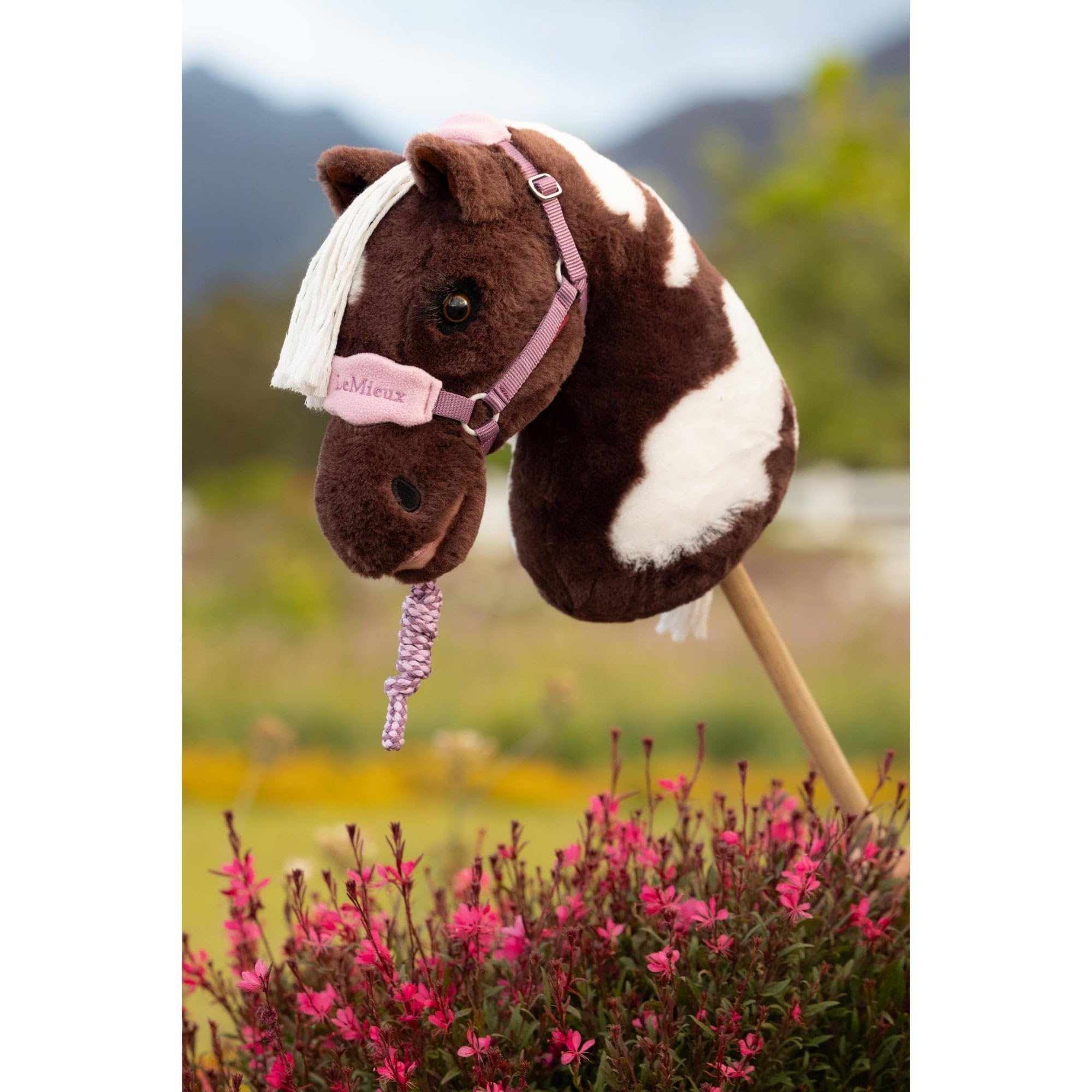 LeMieux Hobby - Cavezza giocattolo Vogue con corda per cavallo, malva