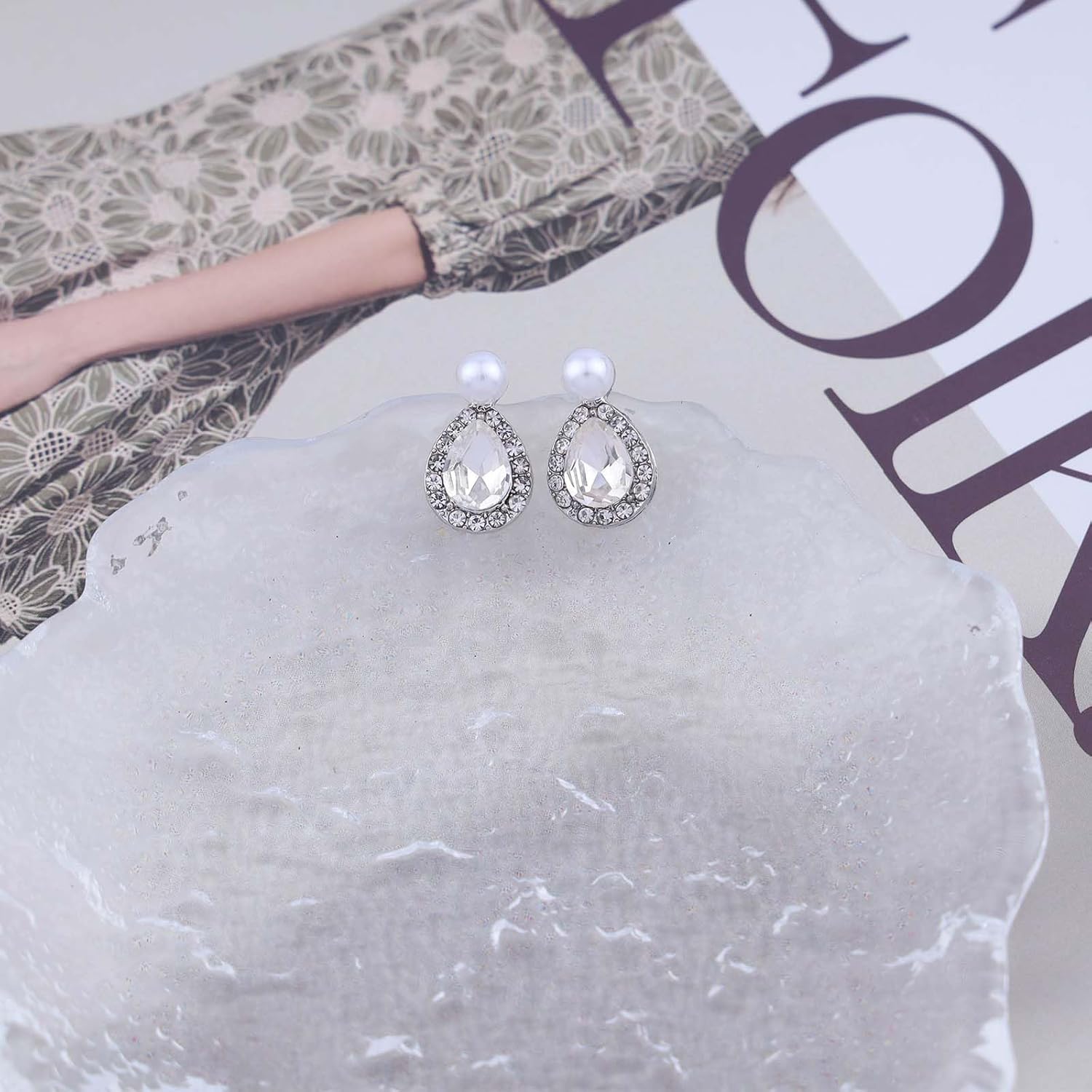 Andelaisi Boho Rhinestone Pearl Earrings Silver Teardrop Crystal Dangle Earrings Vintage Cz Pearl Studs Earrings Sparkly Crystal Cz Drop Earrings Jewelry for Women - Image 5