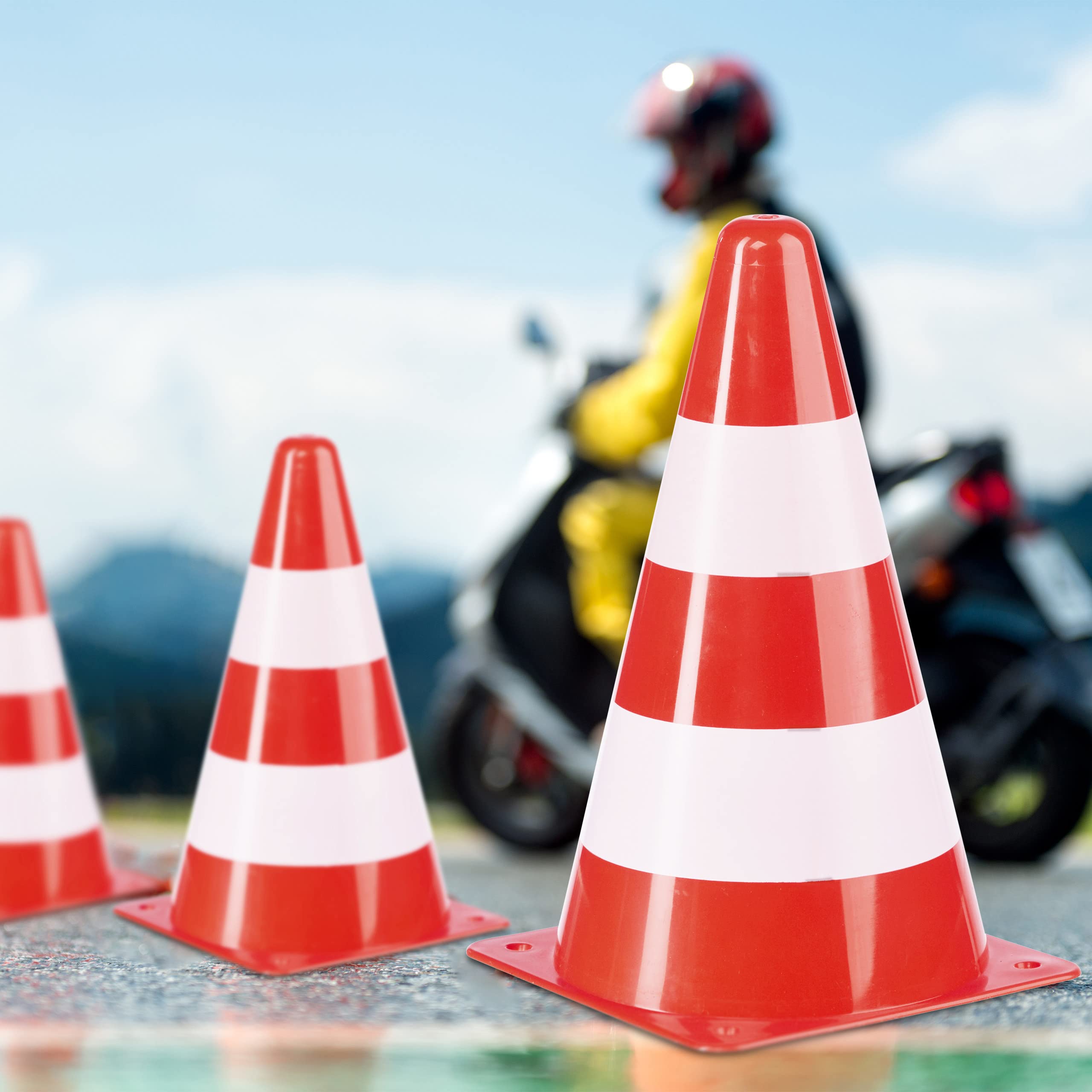 Relaxdays Coni Stradali, Set da 14, Birilli Segnaletici, per Allenamento da Calcio e Agilità Cani, H 23cm, Arancioni