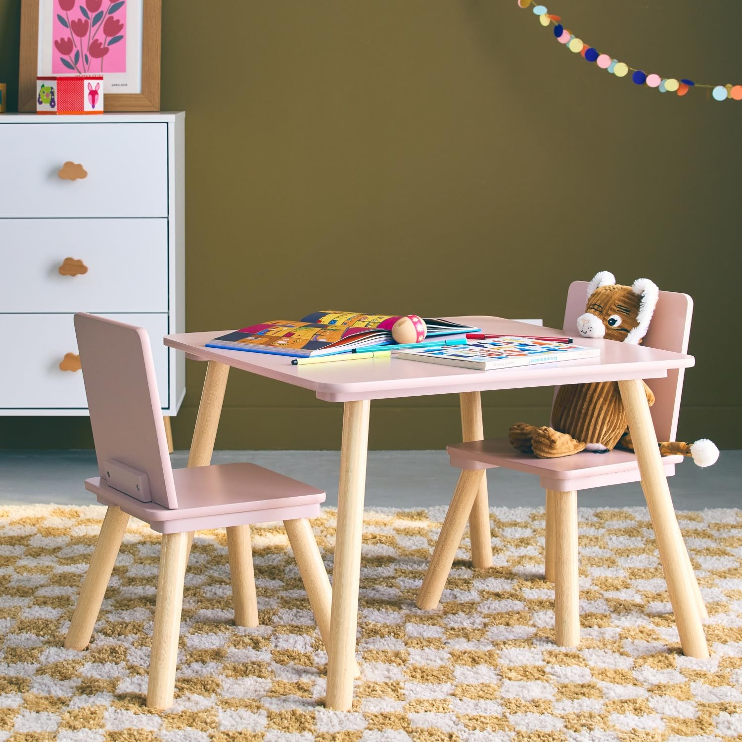 sweeek - Mesa Infantil Cuadrada con 2 sillas, Jude, Rosa, 60x60x43 cm