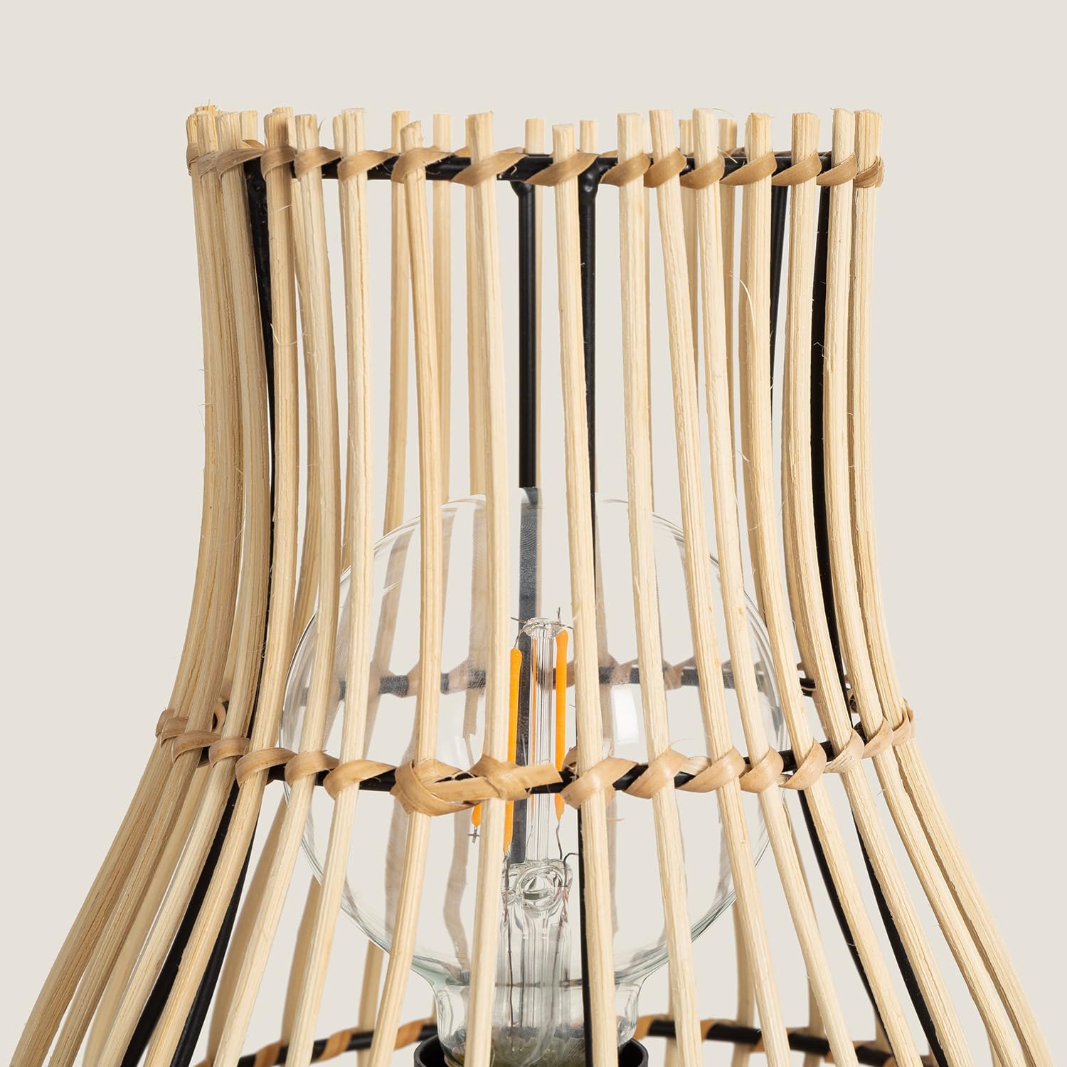 LEDKIA Tischleuchte Arawa Sulu – Rattan-Design, Ø18 Cm, Für E27 LED-Birnen, Natürliche Optik Für Wohnzimmer & Mehr
