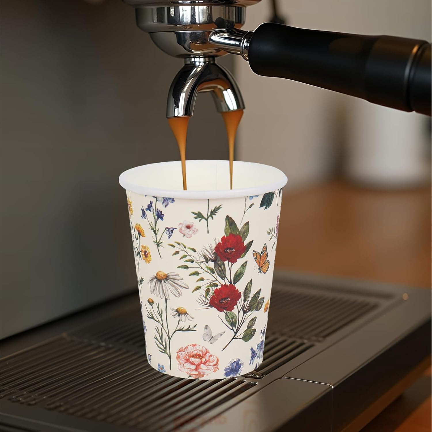 JarThenaAMCS 50 Sets Vintage Floral Coffee Cups with Lids and Sleeves 8oz Wildflower Paper Cups Flower Disposable To Go Coffee Cup for Cafes Shops Cappuccino Chocolate Beverage - Image 5