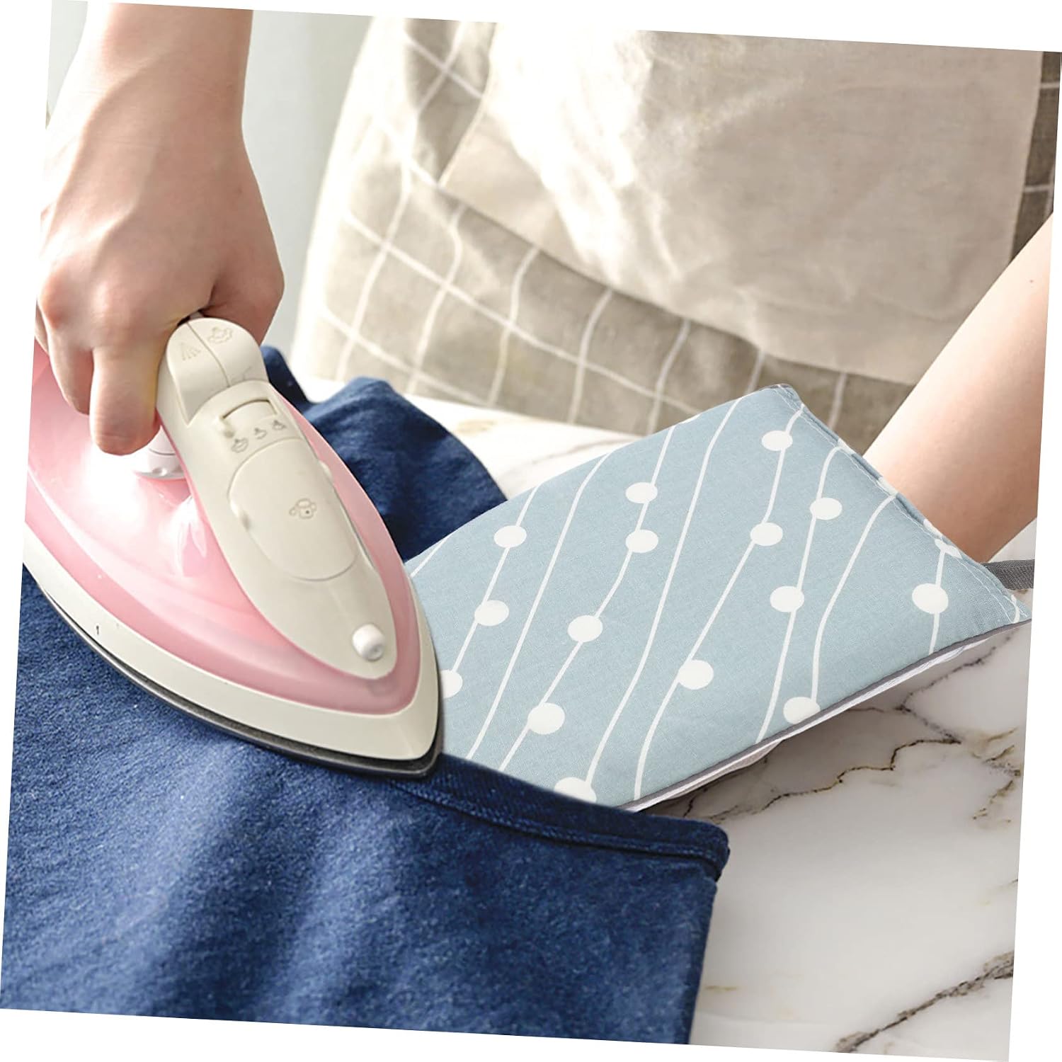 Mikinona Mini Ironing Mat Handheld Ironing Pad Steamer Gloves for Table Top Steamer Accessory Heat Resistant Glove