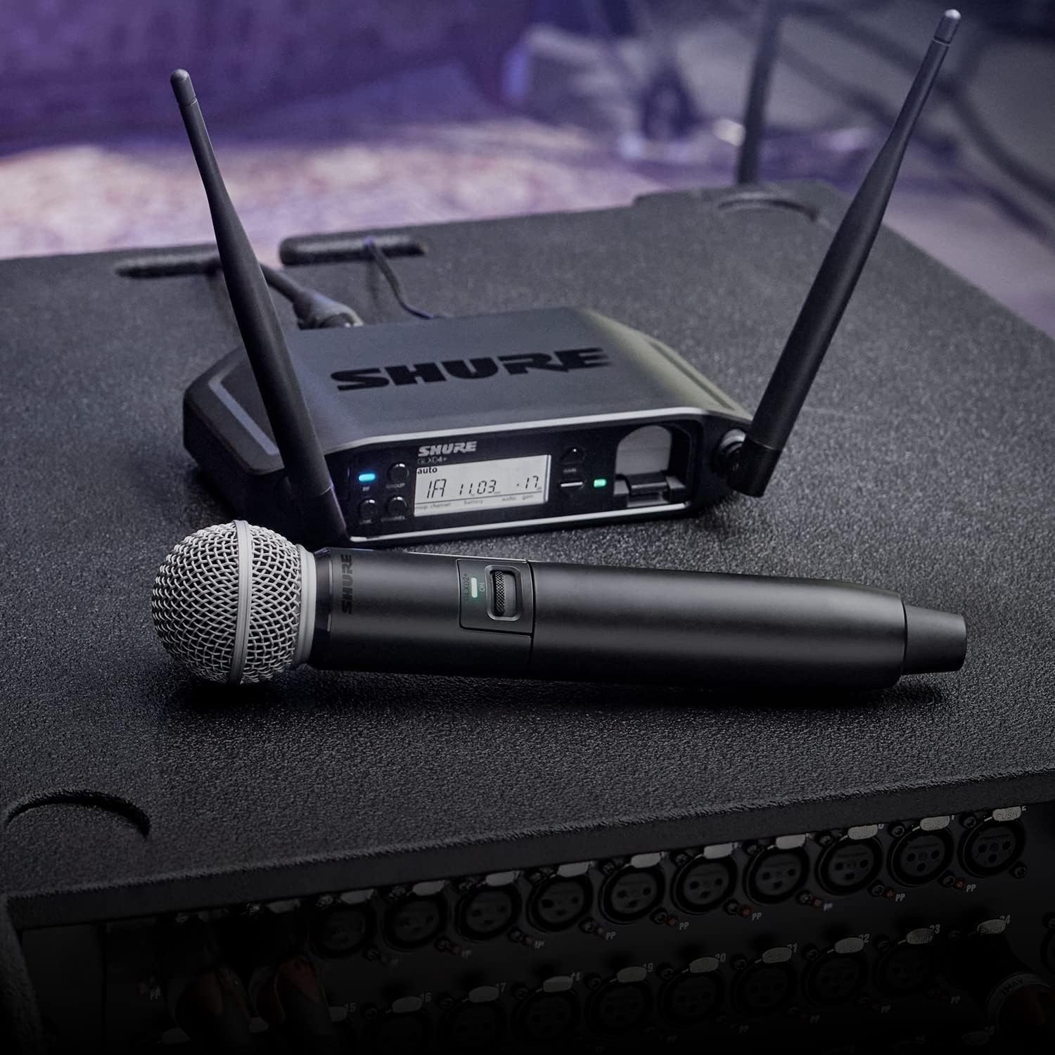 Shure GLXD14+/PGA31 Dual Band Pro Digital Wireless Mikrofonsystem für Redner, Künstler, Präsentationen - 12-Stunden Akkulaufzeit, 30m Reichweite | PGA31 Headset-Mikrofon, Einzelkanal-Empfänger.