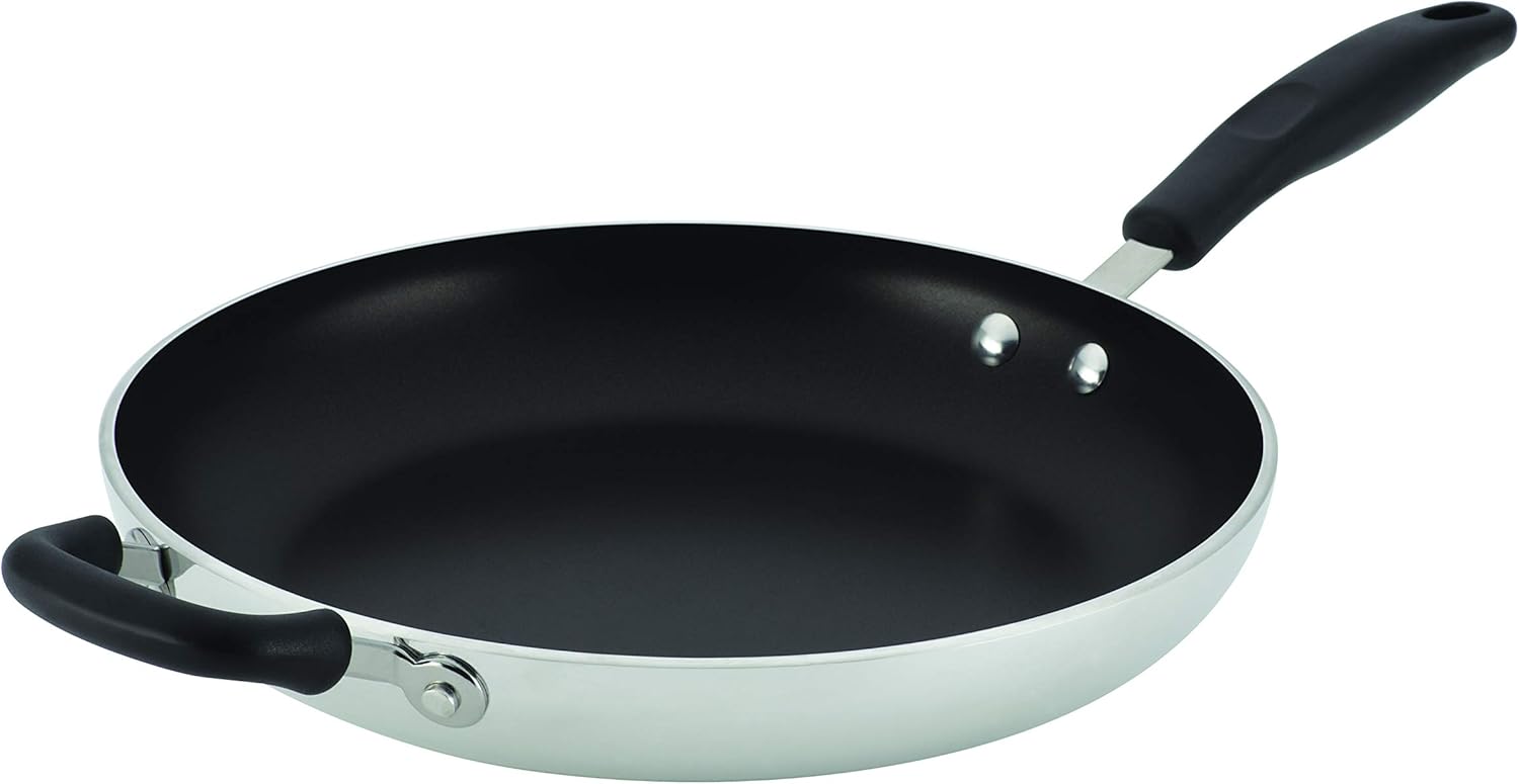 Farberware Commercial Nonstick Frying Pan / Fry Pan / Skillet with Helper Handle