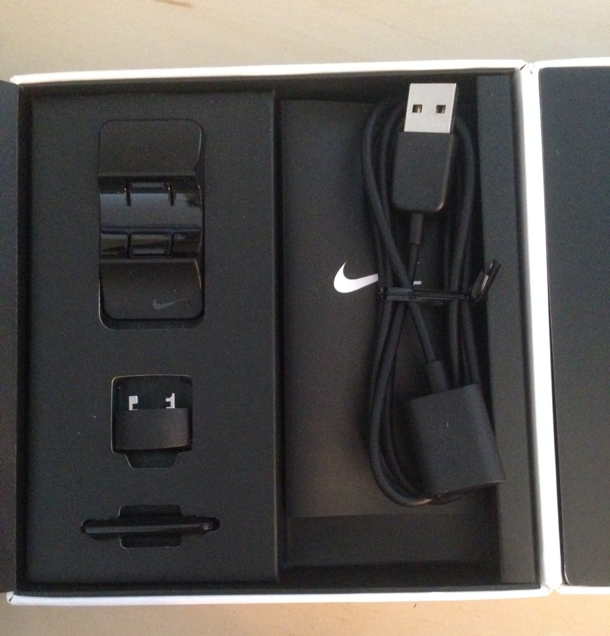 Amazon | Nike+fuelband ナイキフューエルバンド【並行輸入品