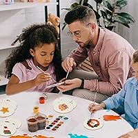 Vista 3 de Discos redondos de madera con agujeros, 40 unidades de círculos de madera preperforados sin terminar de 3.94 pulgadas, adornos de madera