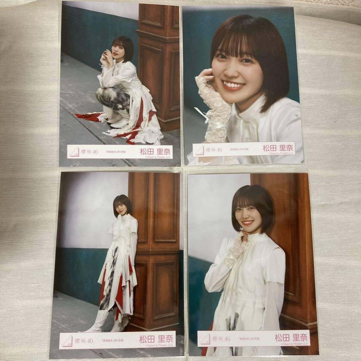松田里奈　サイン入り　生写真 松田里奈 サイン入り 生写真 櫻坂46 チュウ 最安値