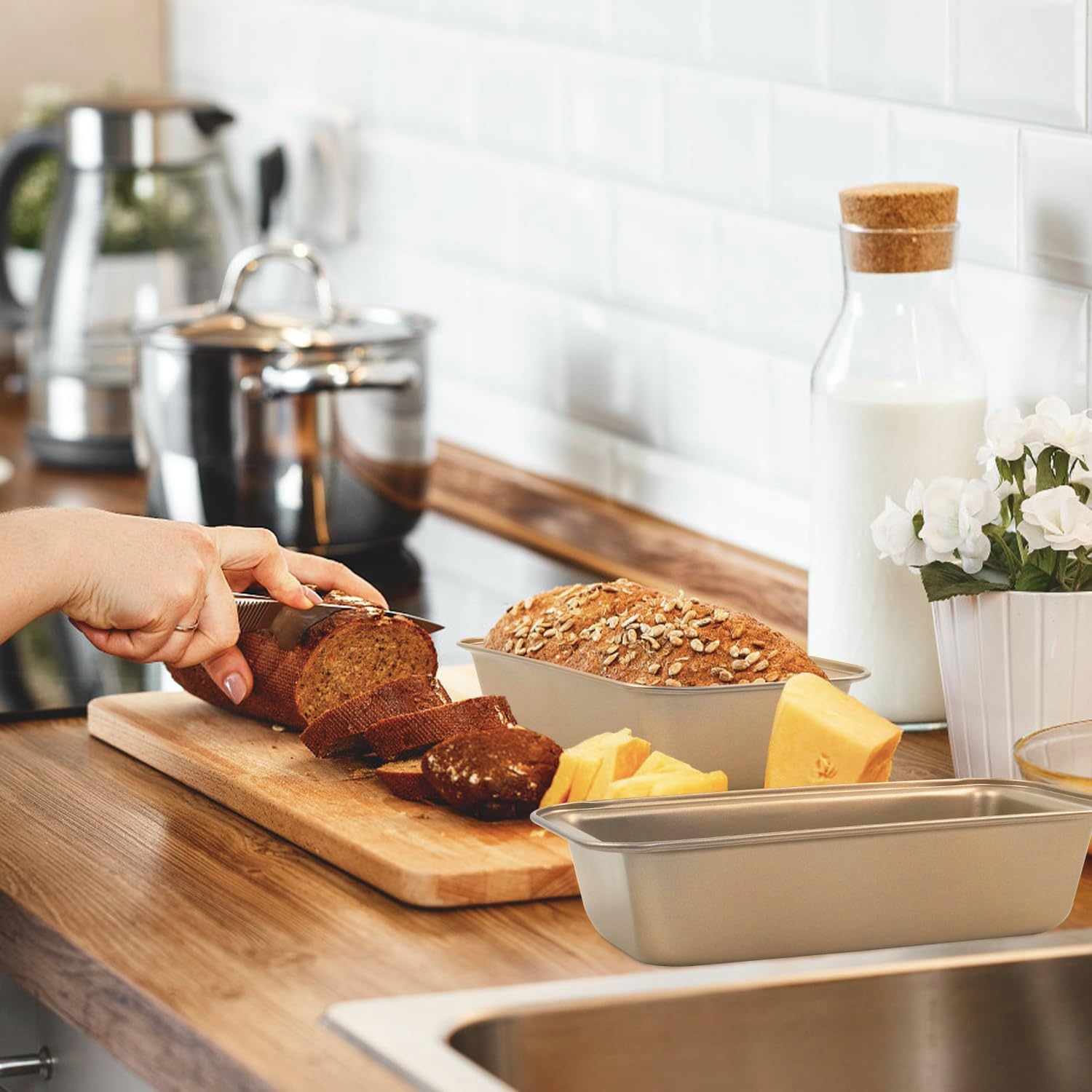 Bread Loaf Pan,10 Pack Nonstick Loaf Baking Pan 9.5 x 5 Inch Loaf Pan Homemade Bread Pan,long-lasting Baking Tin for Homemade Bread, Brownies & Pound Cakes - Kitchen Essential, Easy Release (Gold)
