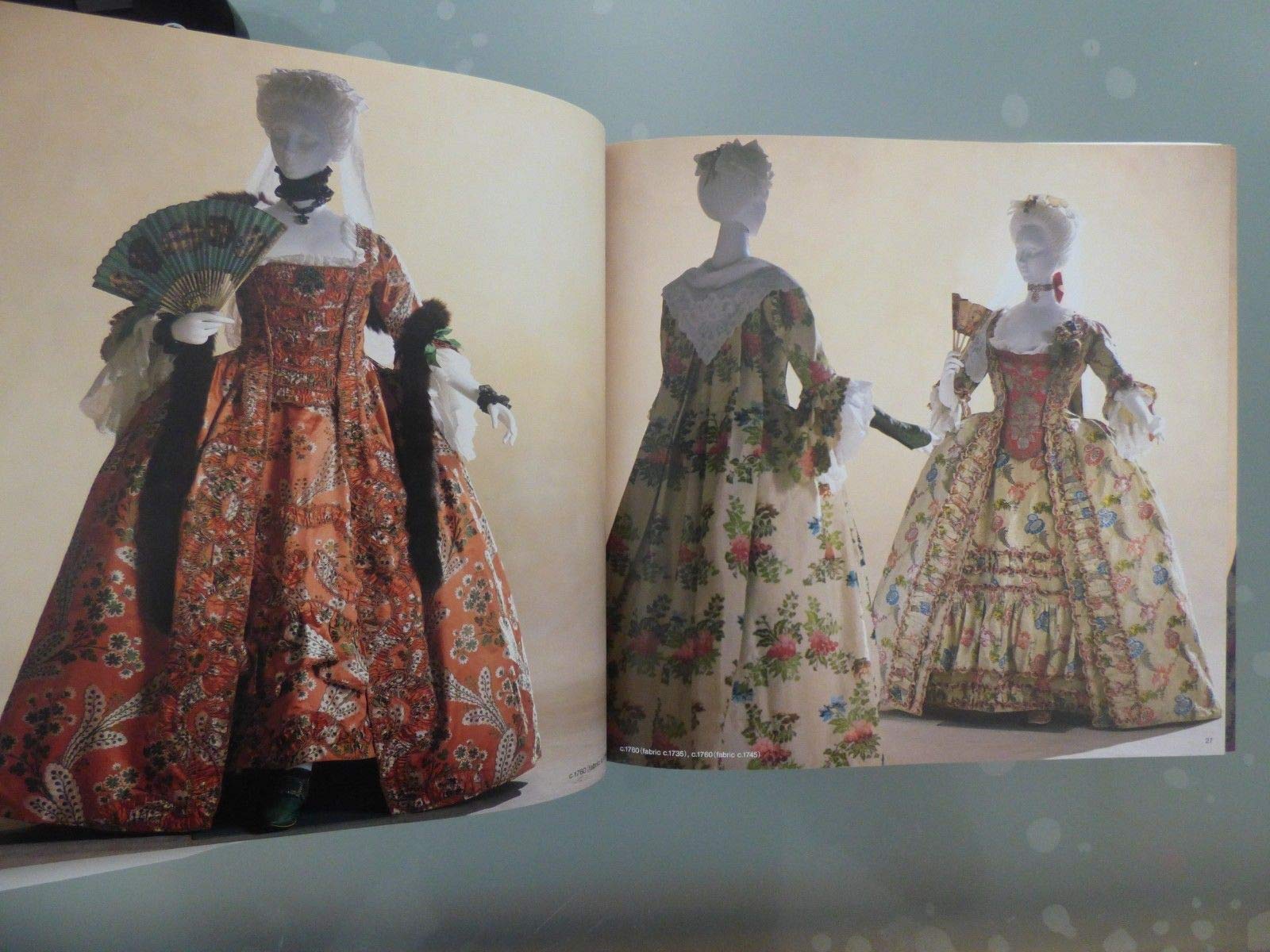 La Mode En France 1715-1815: De Louis XV a Napolean I
