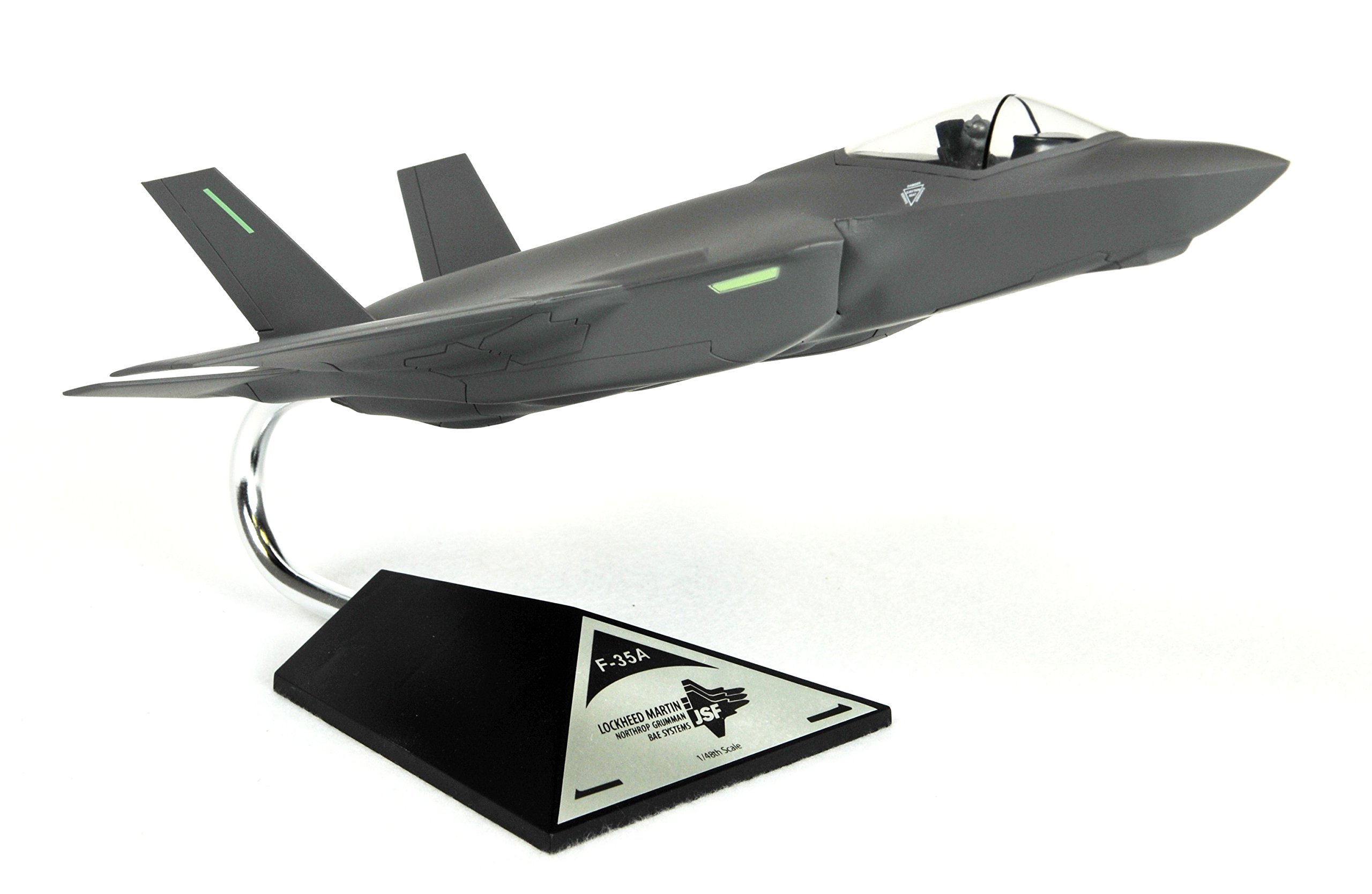 Mastercraft Collection F/A-18C Hornet USN Model Scale:1/38