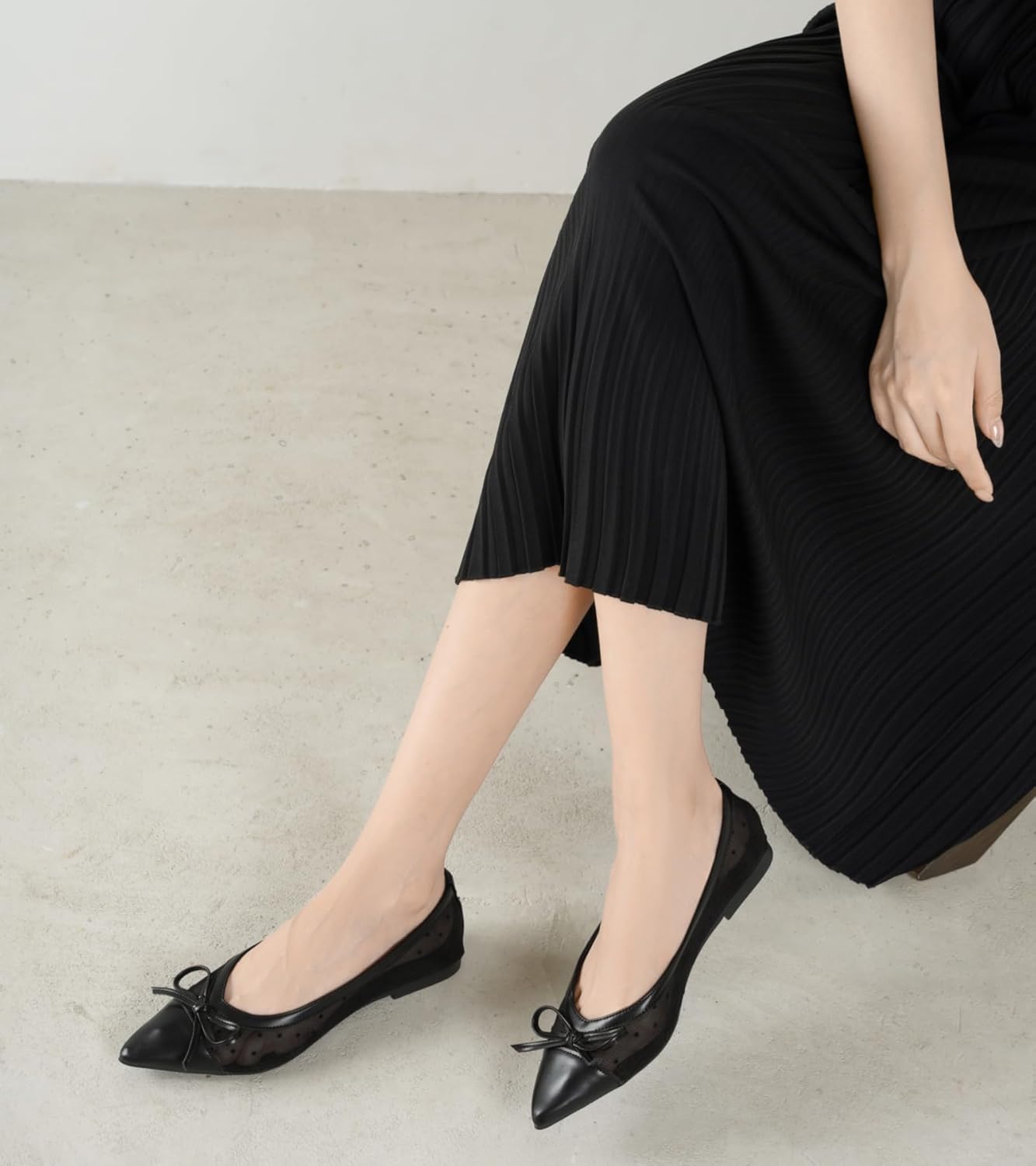 Women's Pointed Toe Ballet Flats with Bow Elegant Slip On Dressy Flats Comfortable Casual Shoes for Daily/Office