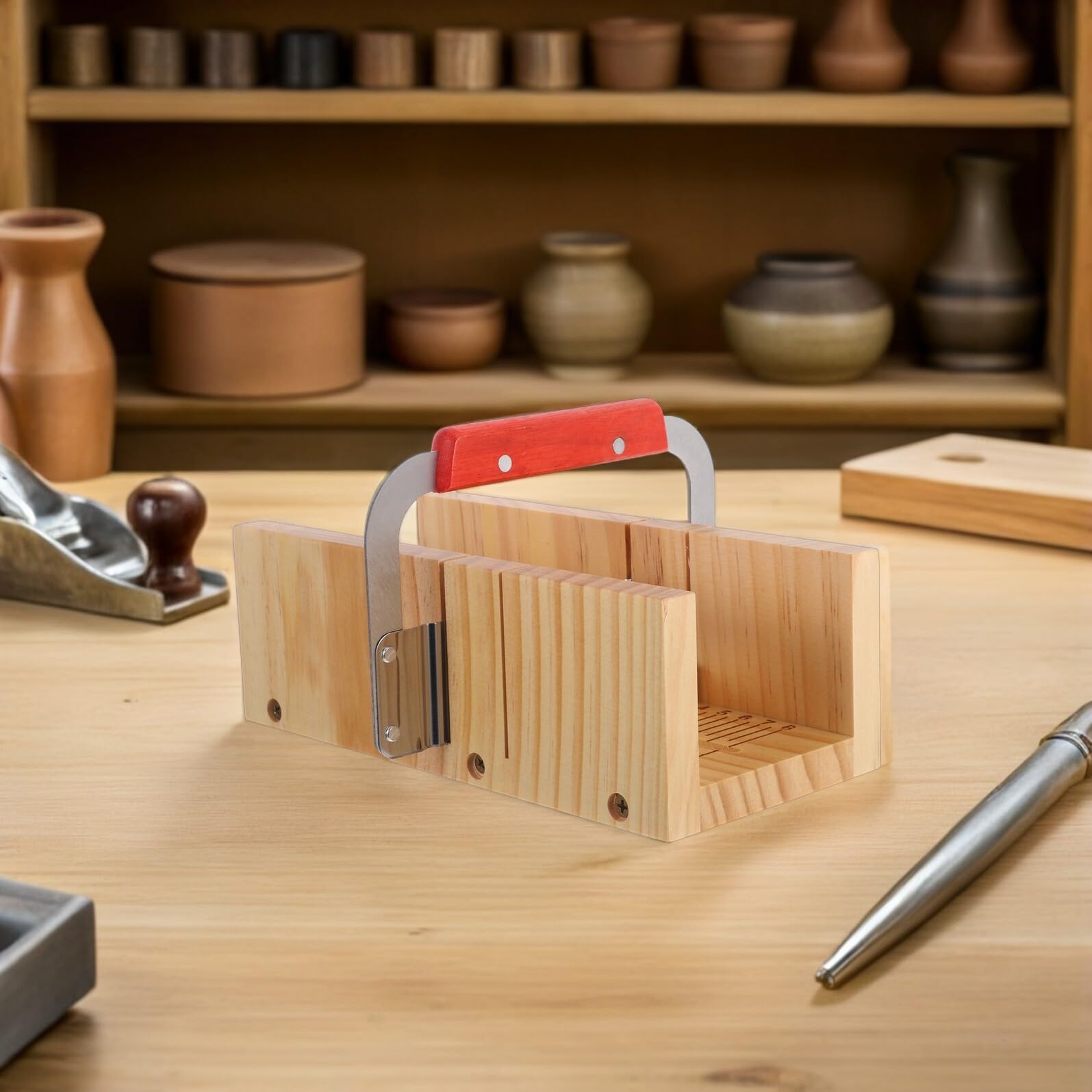 Gatuida Socle Bois pour Coupe-savon Lame Ondulée Inoxydable Outil de Découpe de Savon Rabot à Biseauter Adapté à Différentes Épaisseurs pour Fabrication Artisanale de Savon