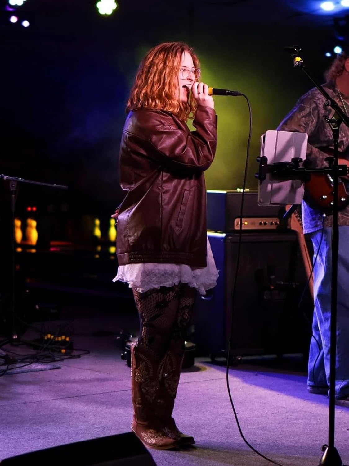 hathne Women's Oversized Leather Jackets Faux Zip Up Fall Fashion Motorcycle Jackets Coats Winter Clothes - Image 5