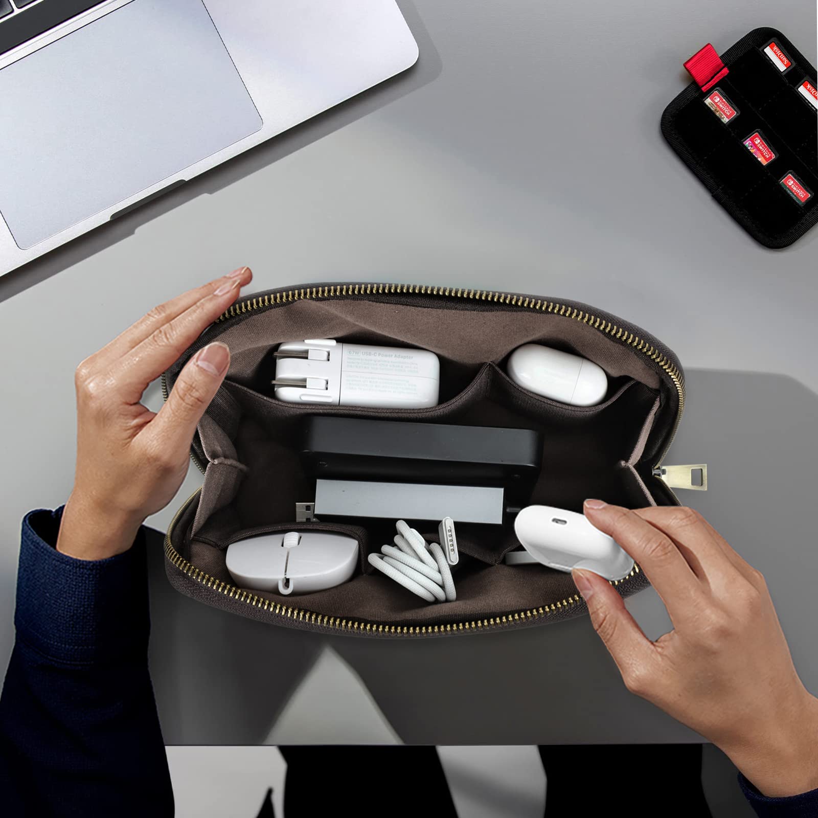Contacts Bolso de viaje de cuero genuino para hombre con correa de muñeca, cartera con cierre de pasaporte y bolsillo con cremallera, bolso de mano grande con capacidad para teléfono para hombres