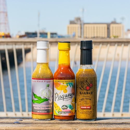 Miniatura 6 de Shishito y ajo en ampollas de Angry Goat Pepper Co, salsa picante de calor suave con sabores de pimientos shishito y jalapeños verdes, hecha con