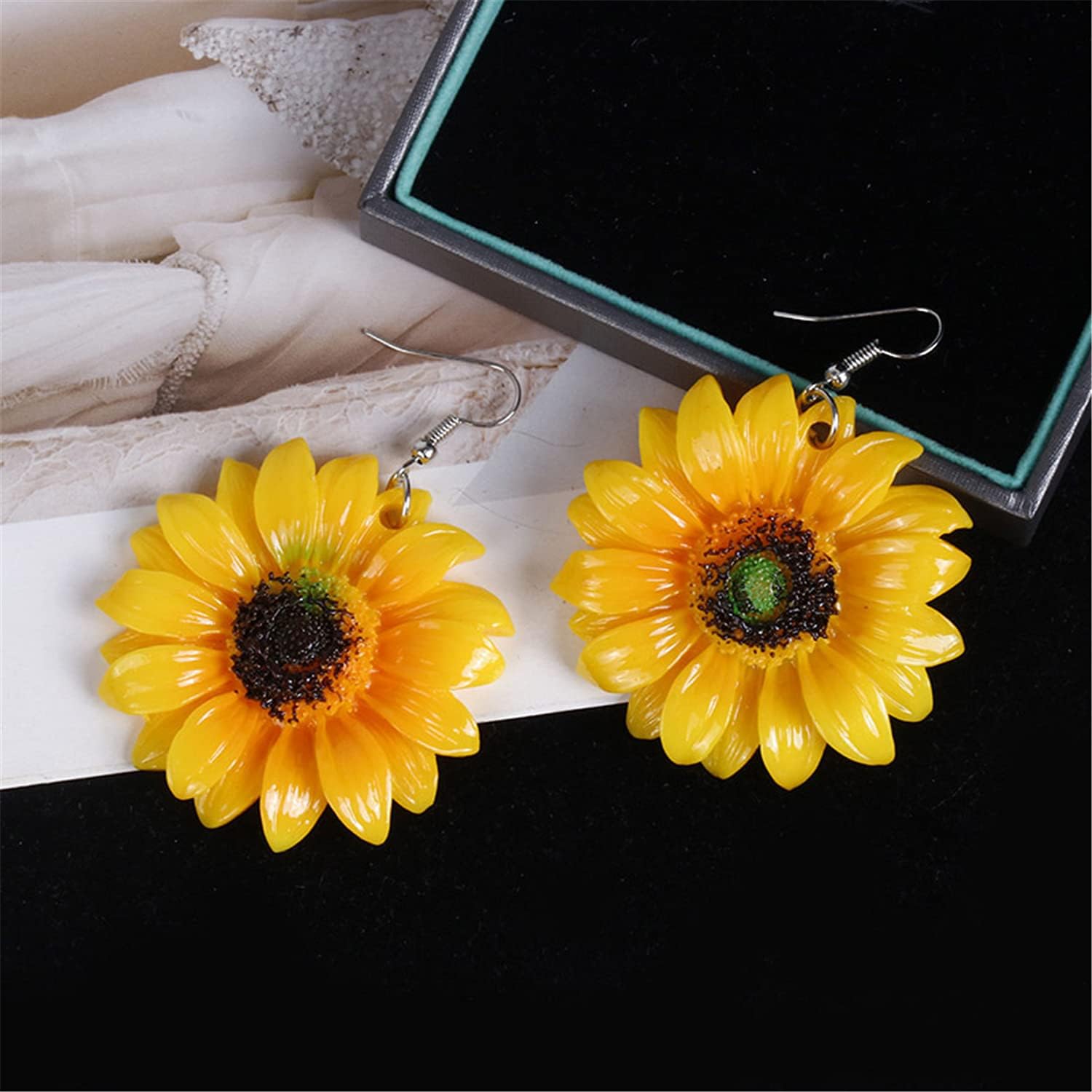 ANDPAI 3D Resin Sunflower Drop Earrings Unique Handmade Bohemian Sunflower Dangle Drop Earrings Yellow Pink Flower Sunflower Statement Earrings Simple White Daisy Flower Earring Jewelry Gifts for Women - Image 9