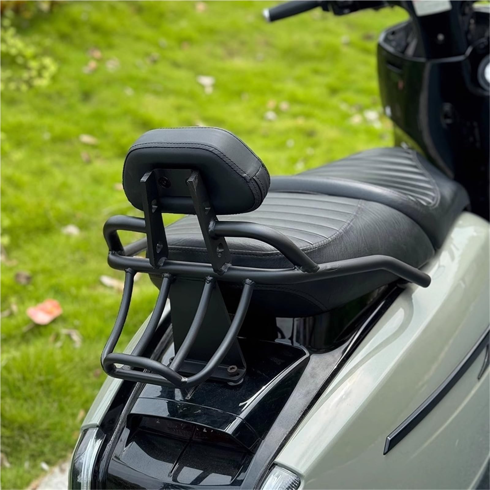 Poduszka Kufer Motocyklowy Pasuje do Longjia Victoria 300i/150si/250, tylne oparcie i modyfikacja talii, tylna poduszka, tylny wspornik półki