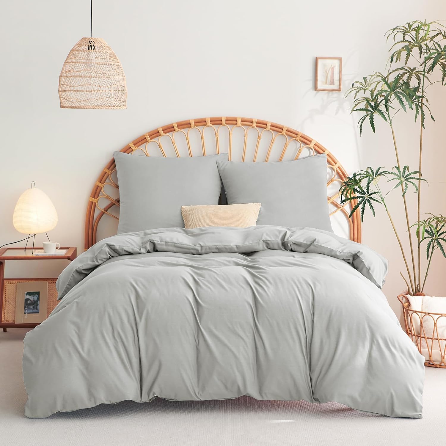 WAVVE Bed Linen 200 x 200 cm, 3-Piece Light Grey - Microfibre Duvet Cover 200 x 200 cm + 2 Pillowcases 80 x 80 cm, Oeko-Tex Bed Linen Sets 2 x 2 m with Zip, Soft and Non-Iron 1x 200 x 200 cm + 2x 80 x 80 cm Grey