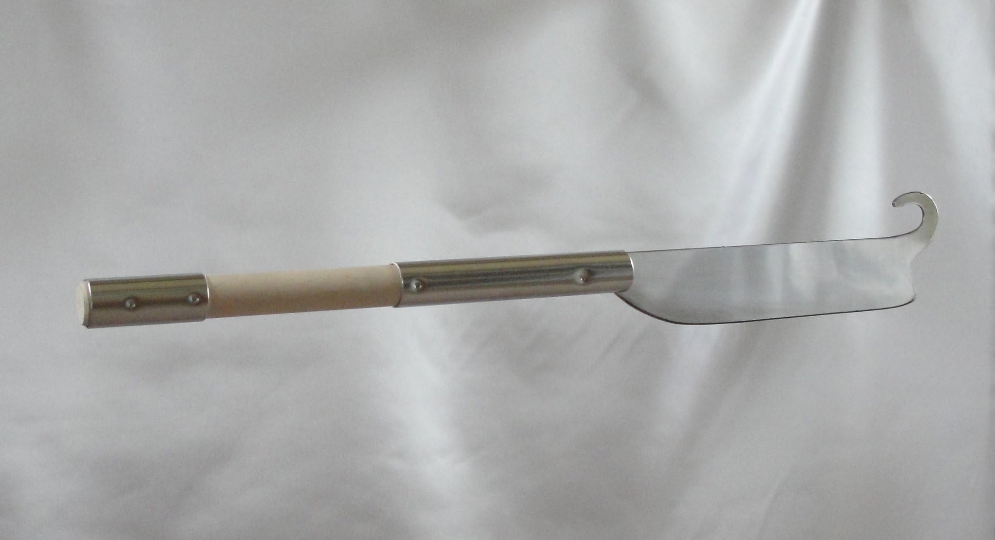 Samoan Dance and Twirl Knife (27)