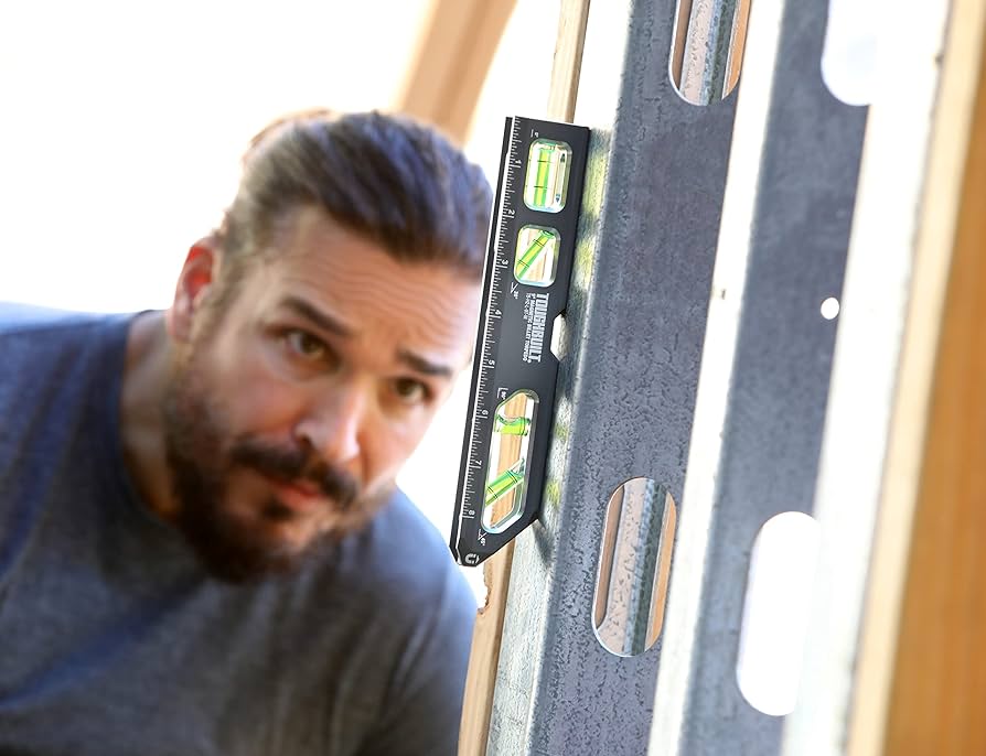 ToughBuilt 9-in Magnetic Billet Torpedo Level - (TB-H2-L-9T