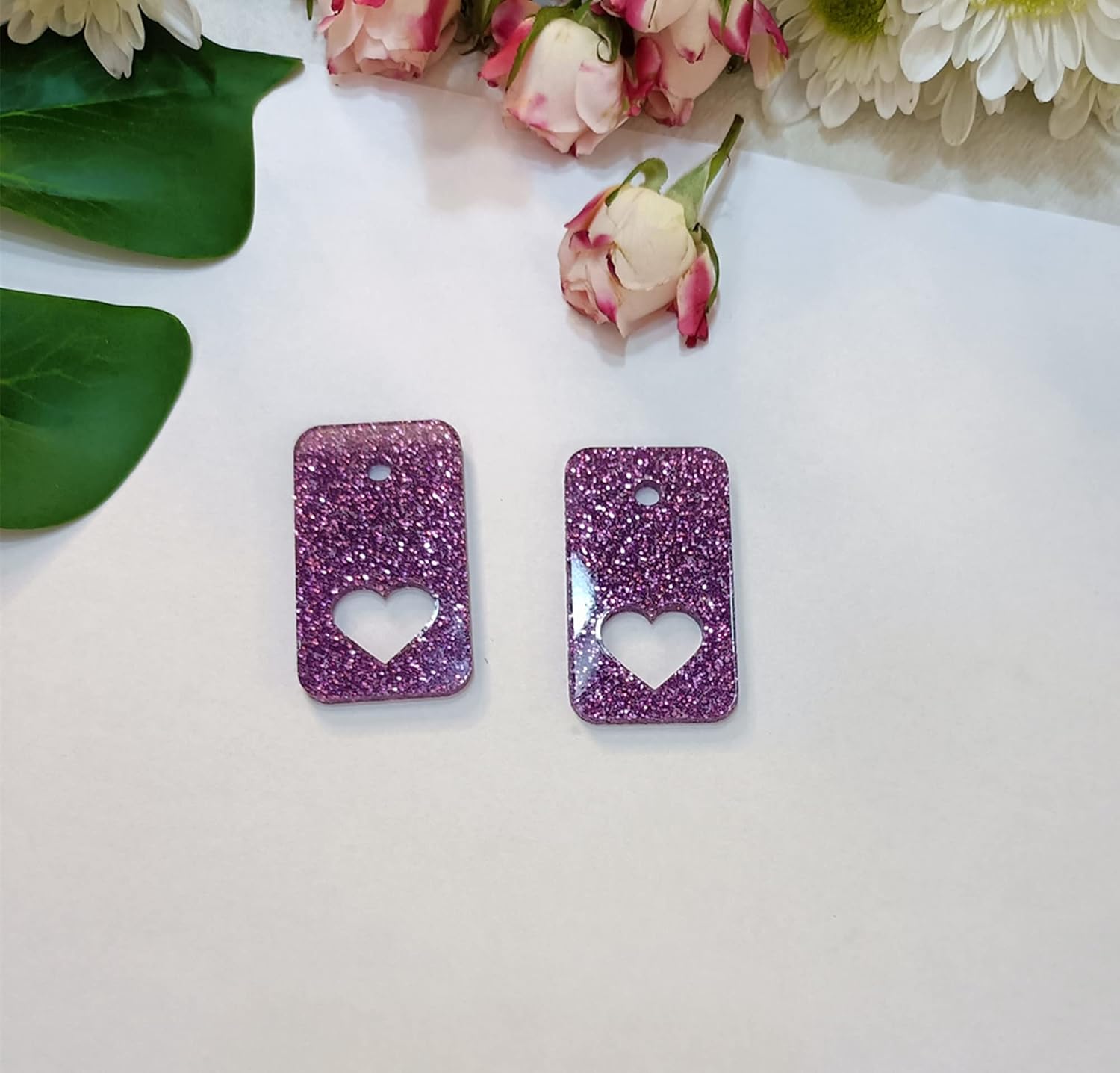 Amazon.com: Set of 10 Acrylic Thread Drop,Glitter Acrylic Heart Hole ...